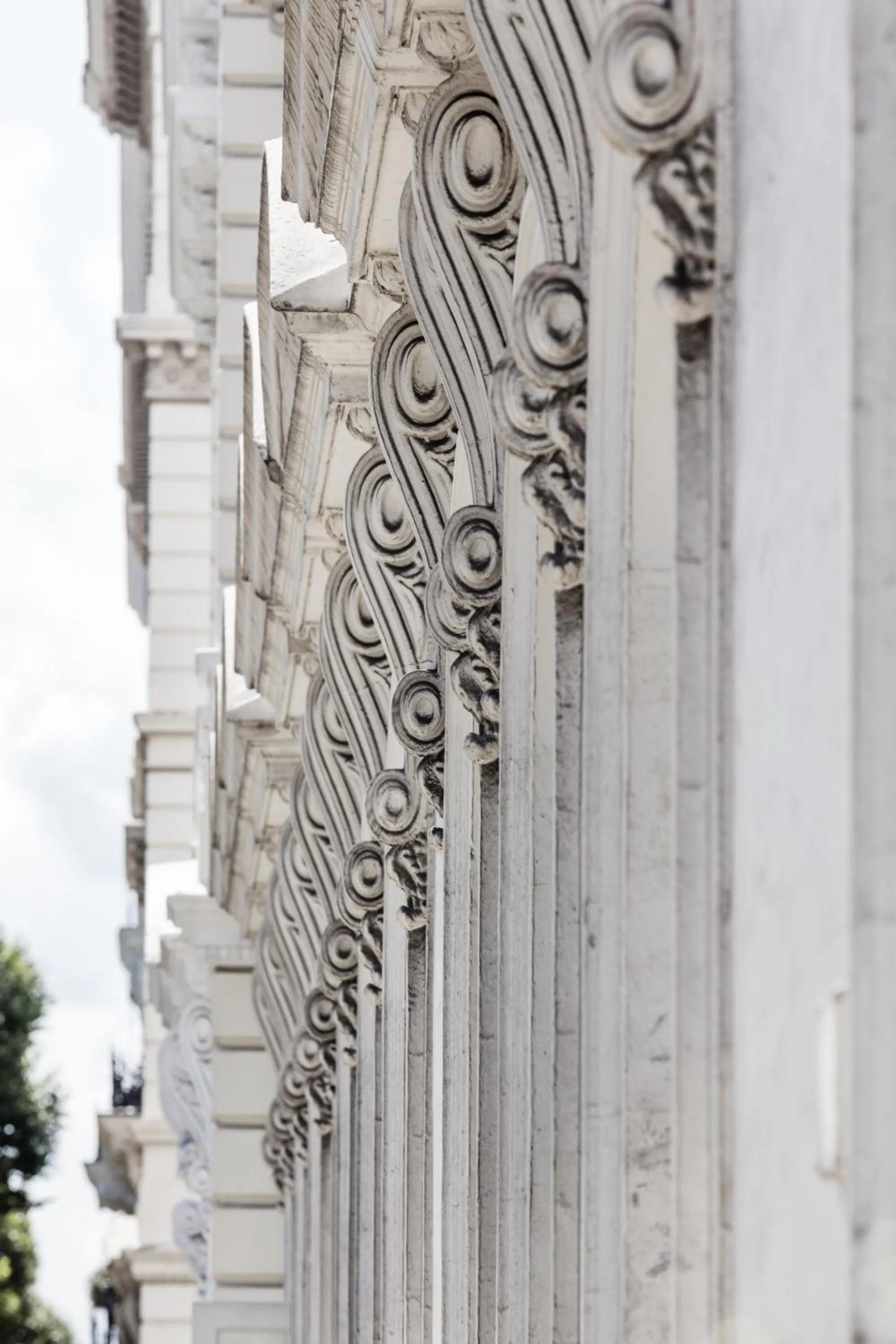 Decorative detail in The Queens Gate Hotel