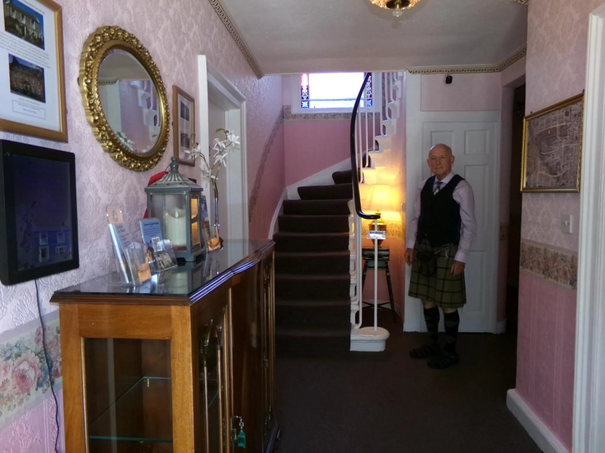 Lobby or reception in Averon Guest House