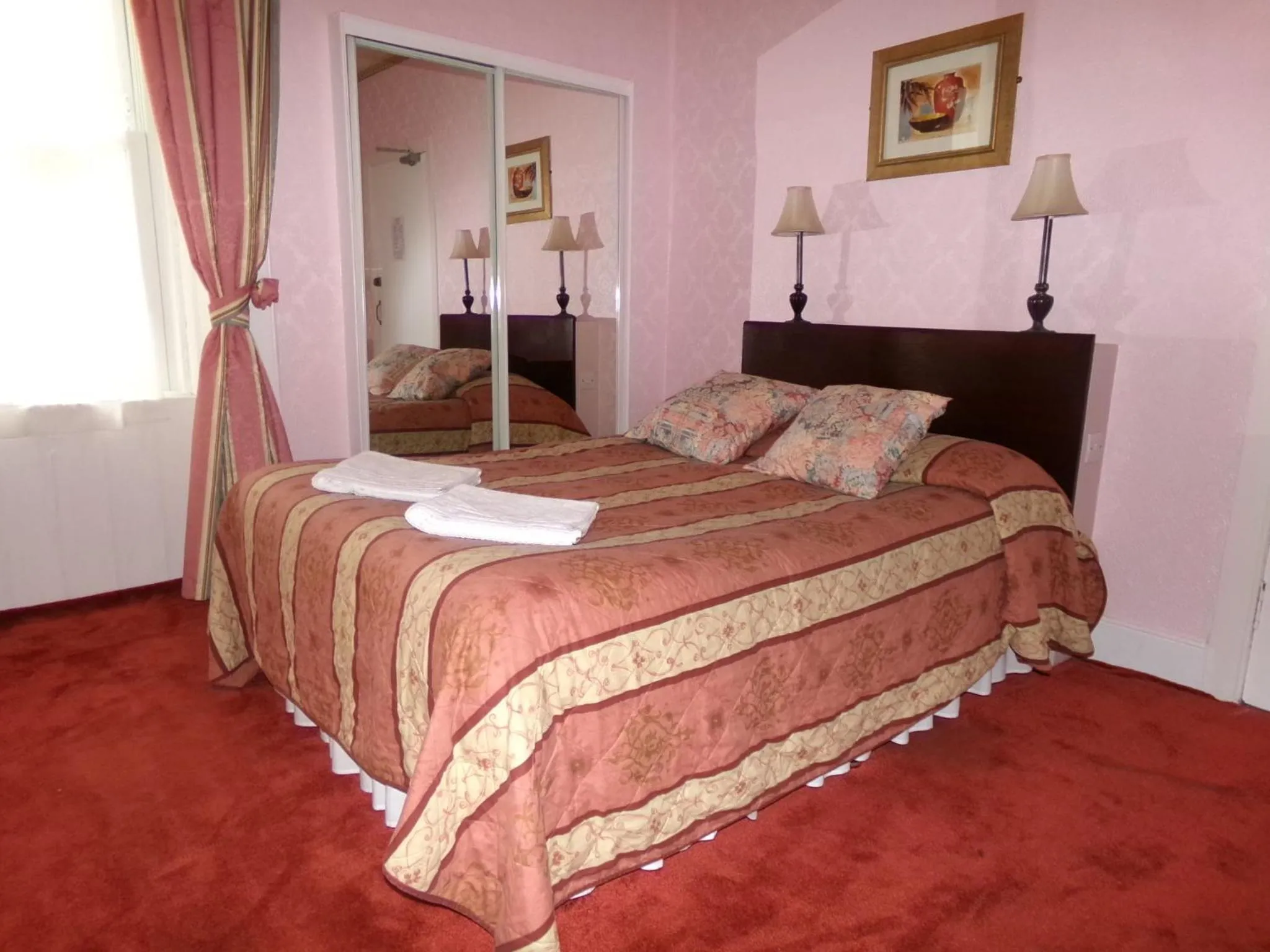 Bed in Averon Guest House