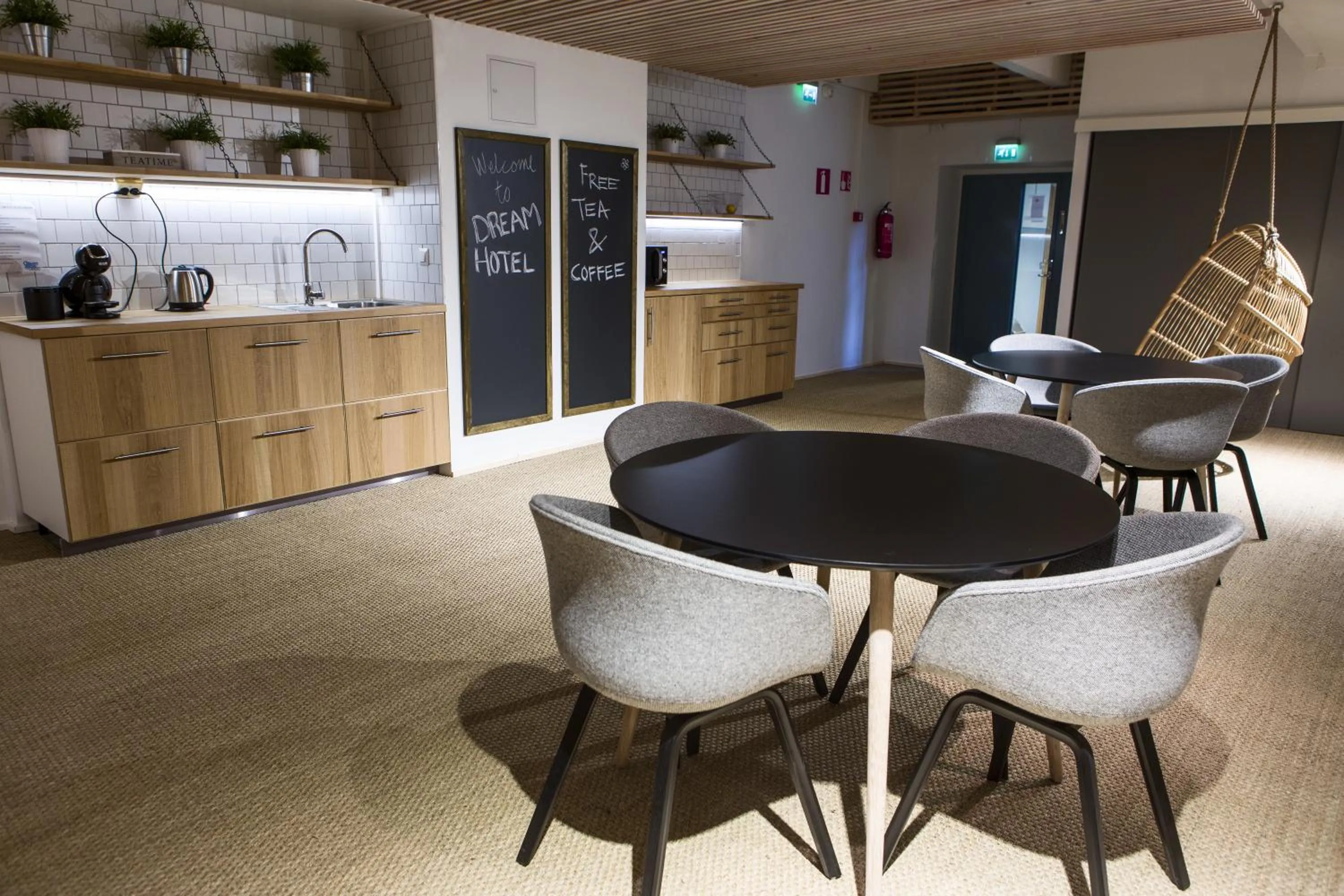 Communal lounge/ TV room in Dream Hostel & Hotel Tampere