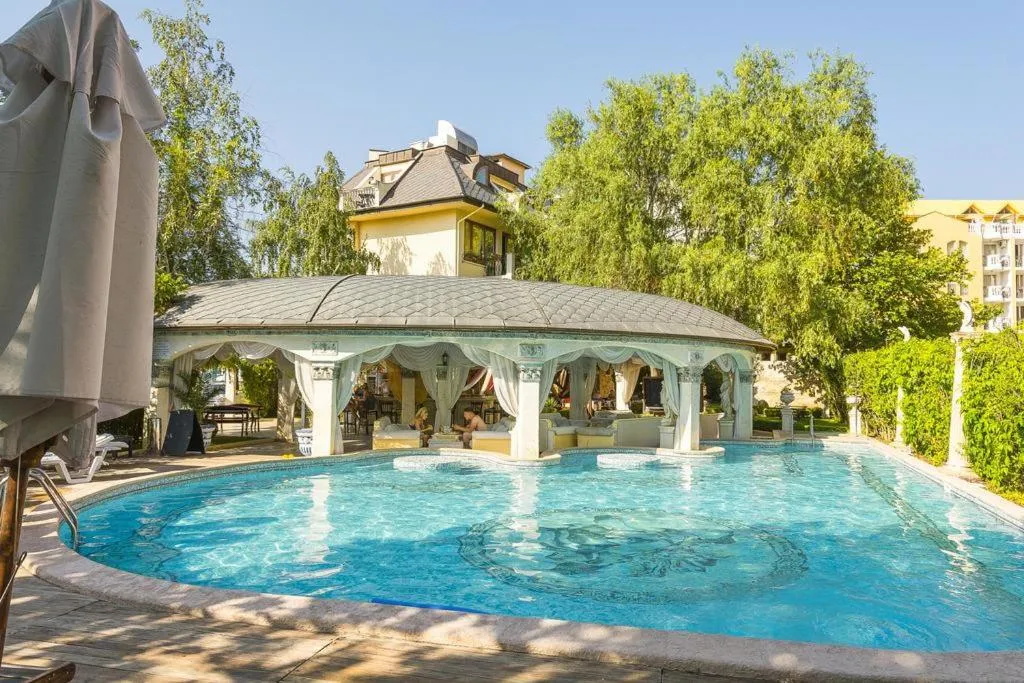 Spring in Family Hotel Gold Pearl