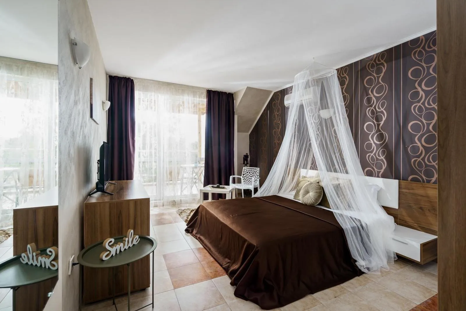 Bed in Sunrise Hotel