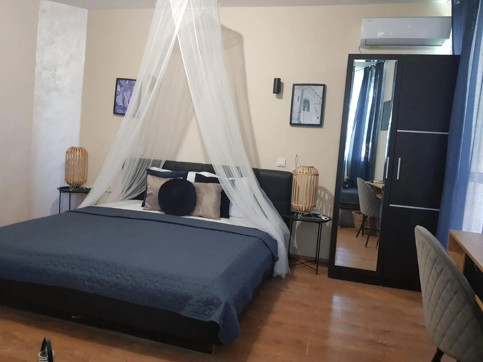 Bed in Sunrise Hotel