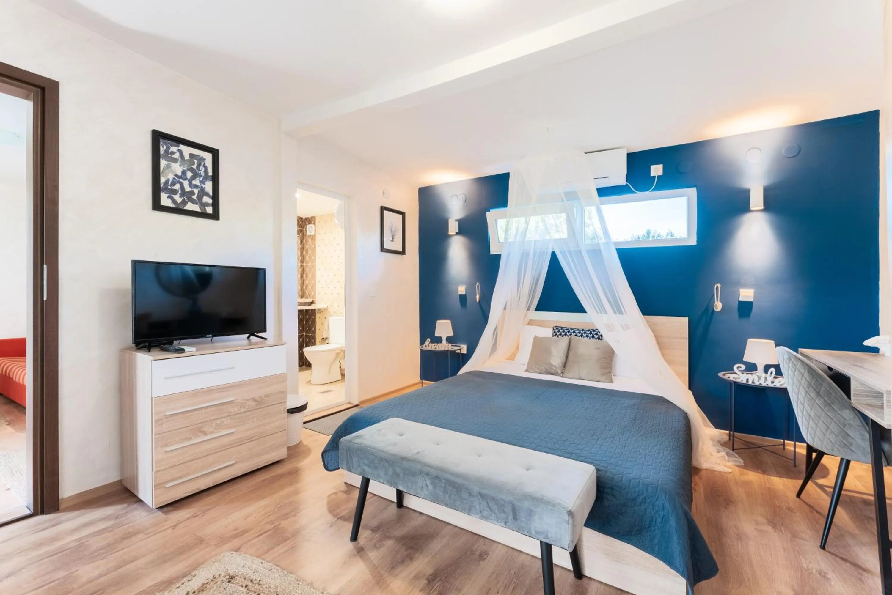 Bed in Sunrise Hotel