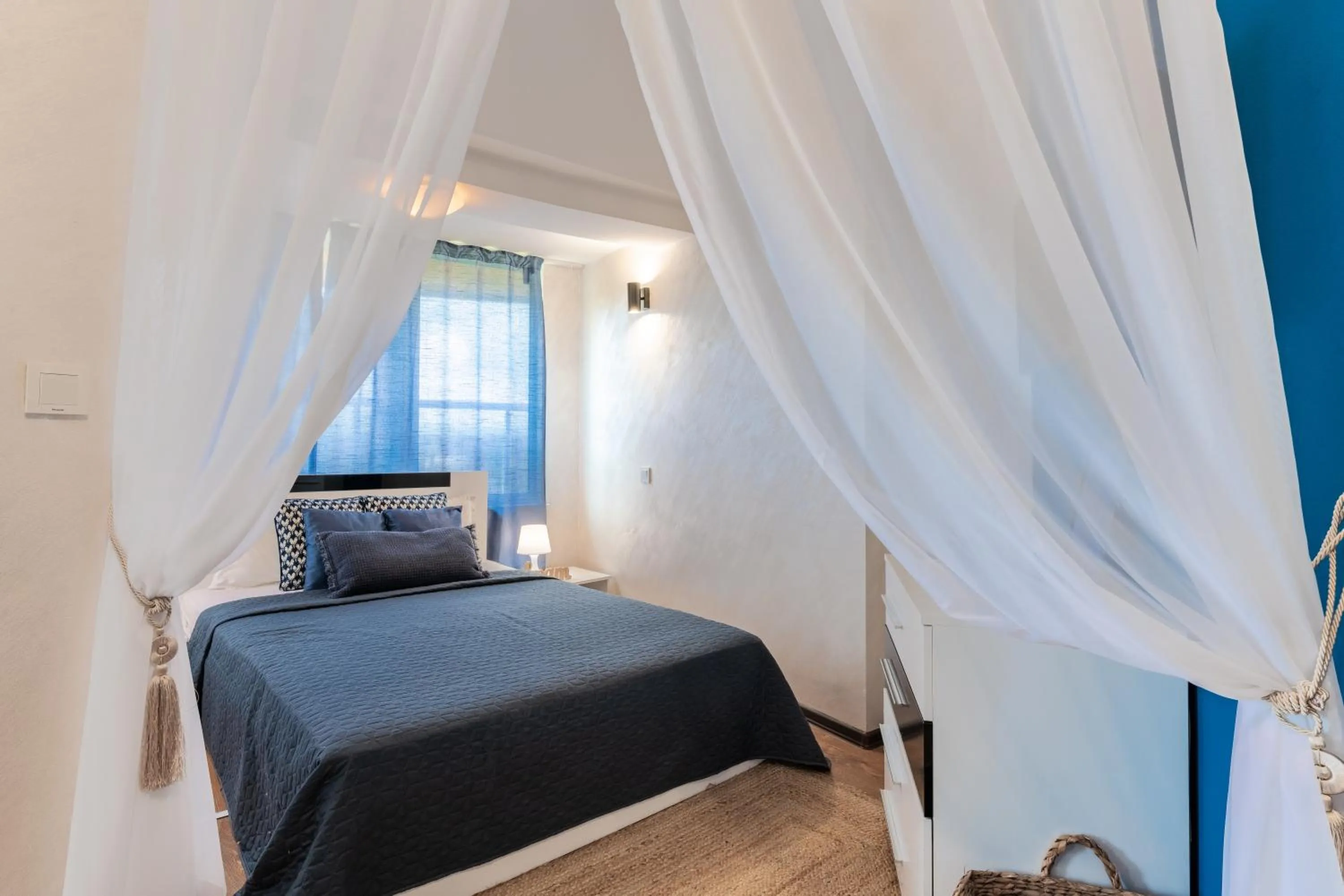 Bed in Sunrise Hotel