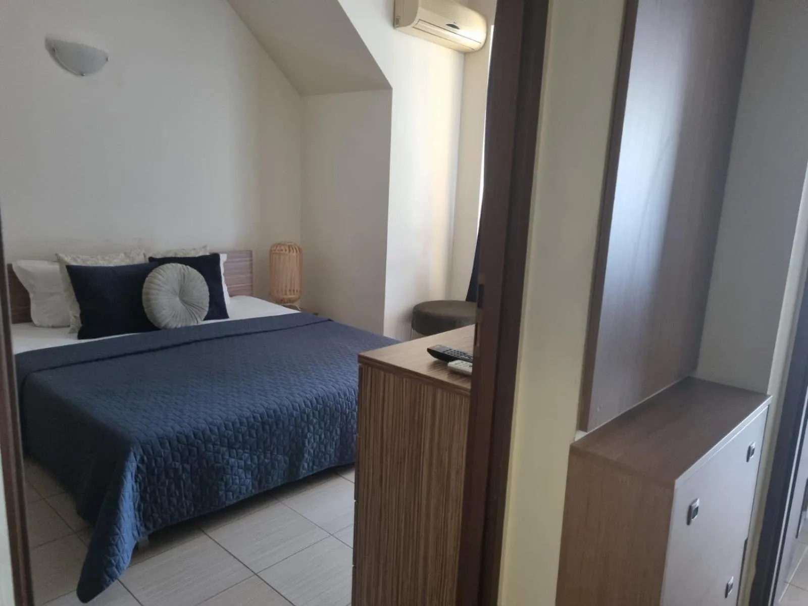 Bed in Sunrise Hotel