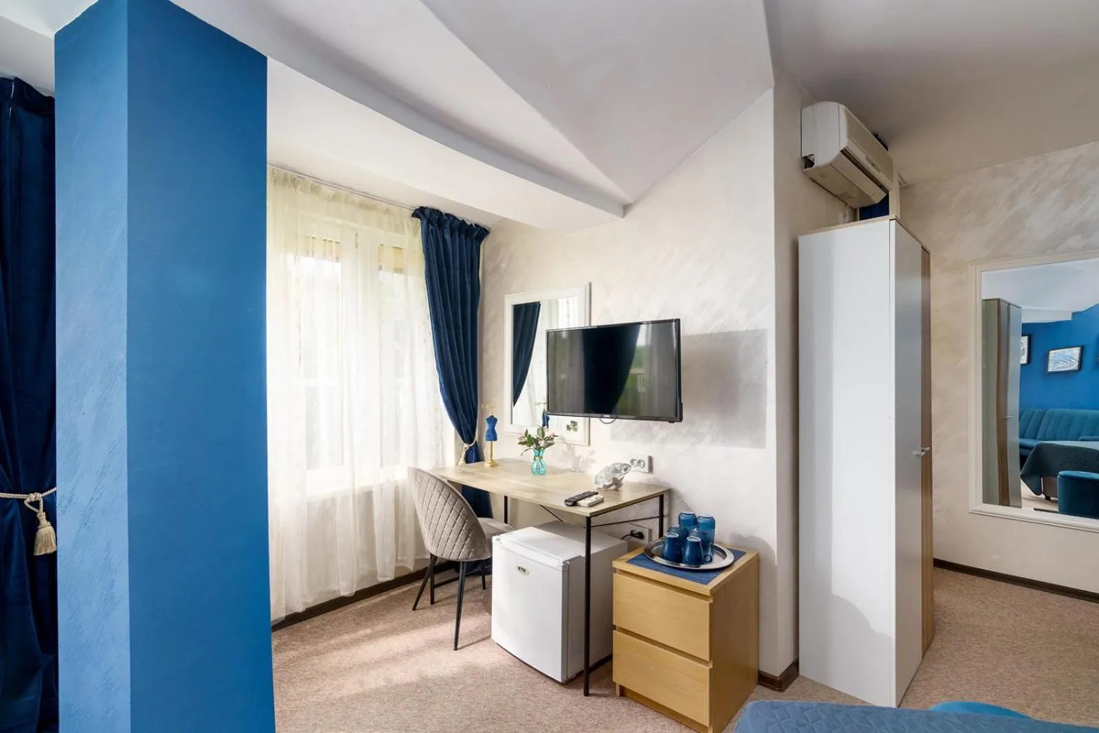 Bed in Sunrise Hotel