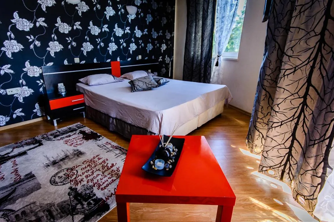 Bed in Sunrise Hotel