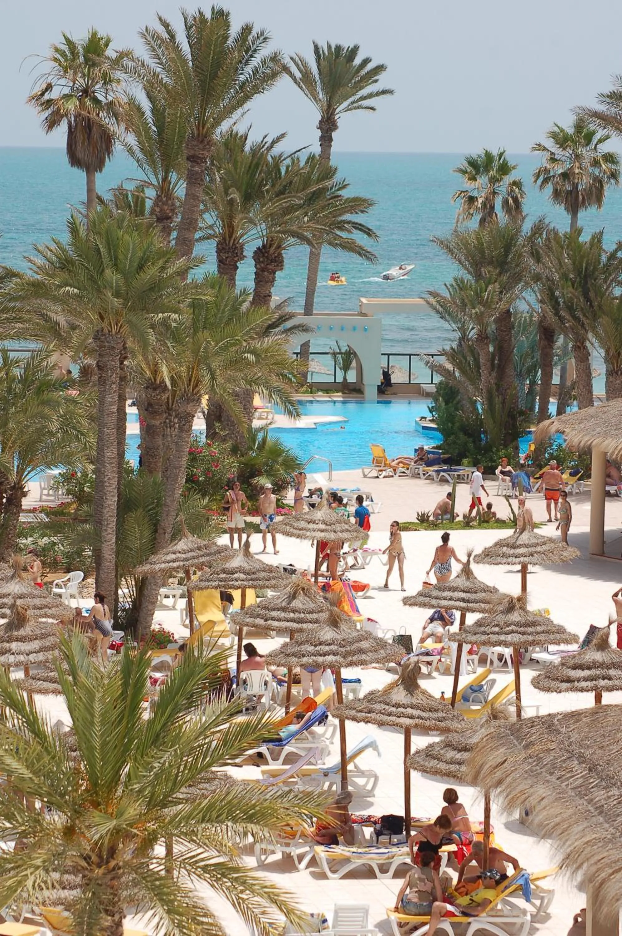 Beach in Zita Beach Resort