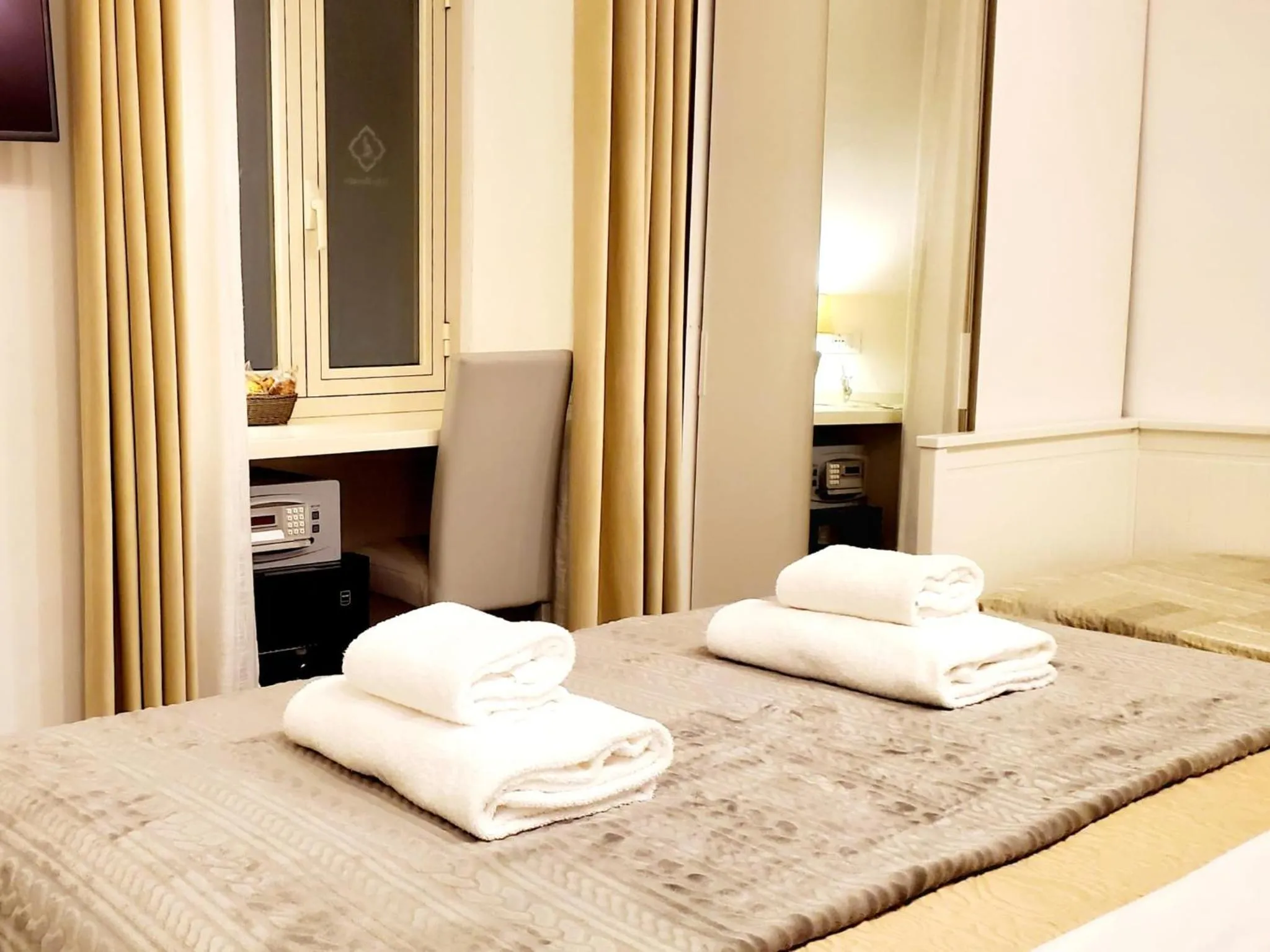 Bedroom, Bed in Vela Rooms