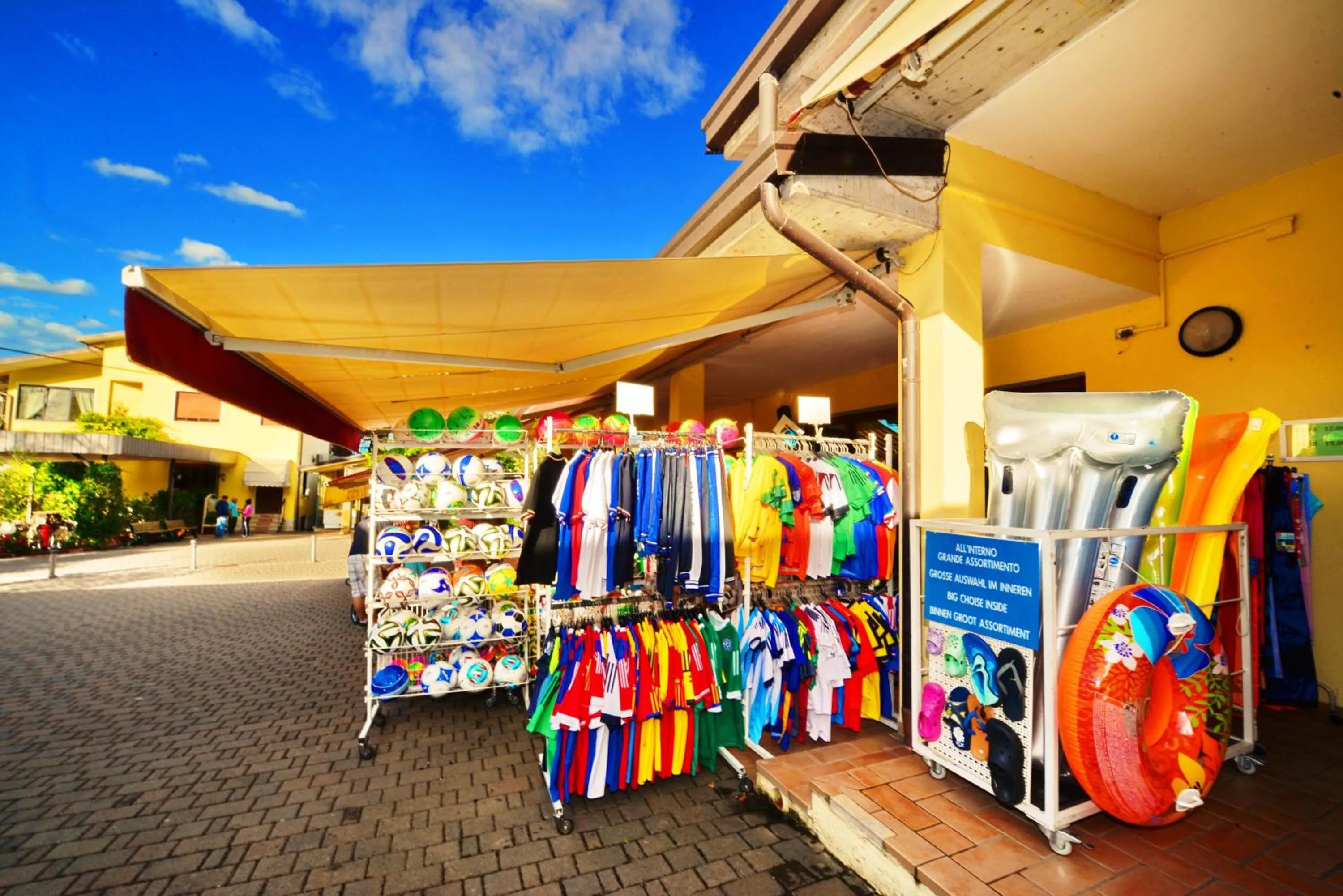 On-site shops in Camping Bella Italia