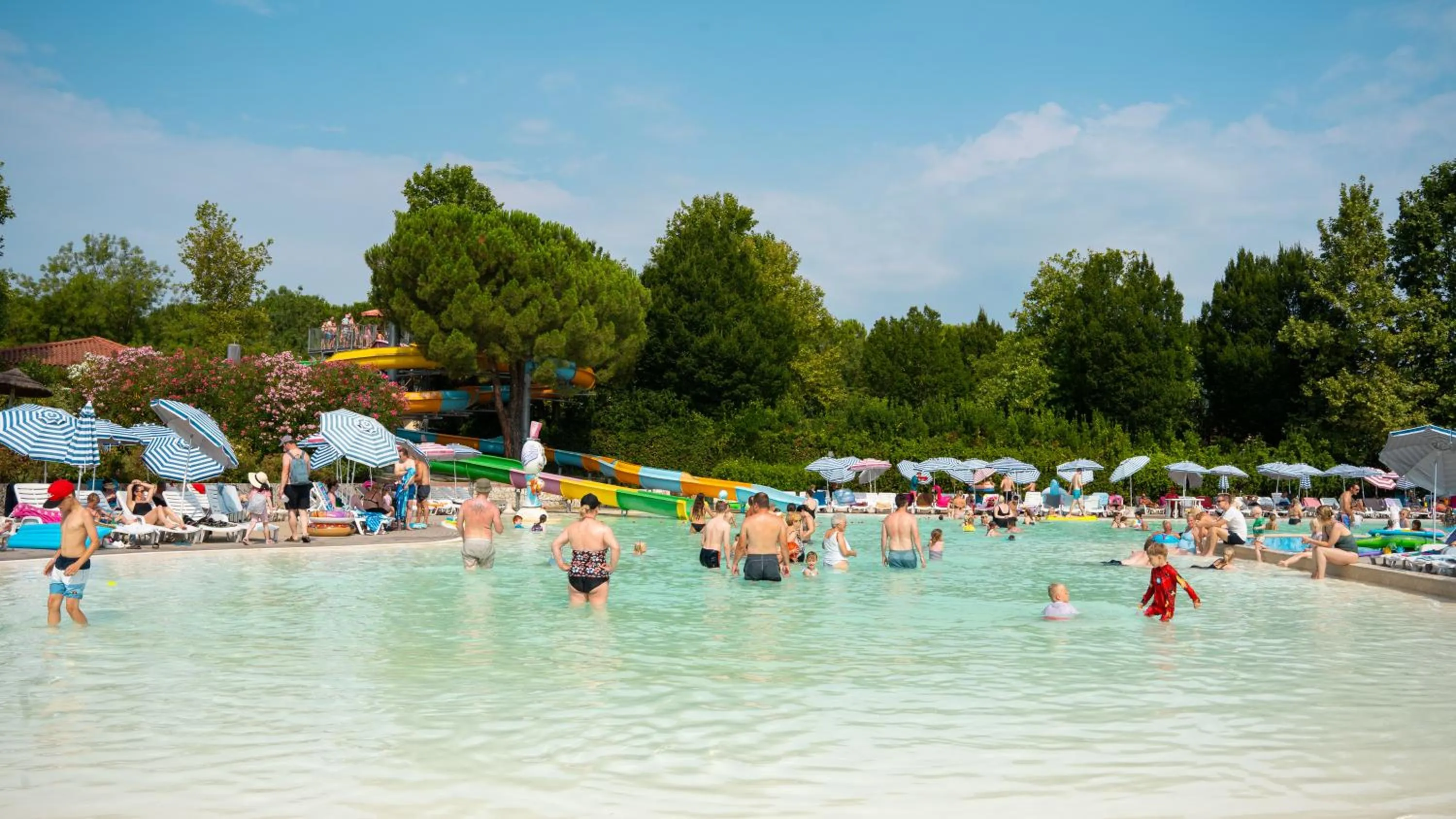 Swimming pool in Camping Bella Italia