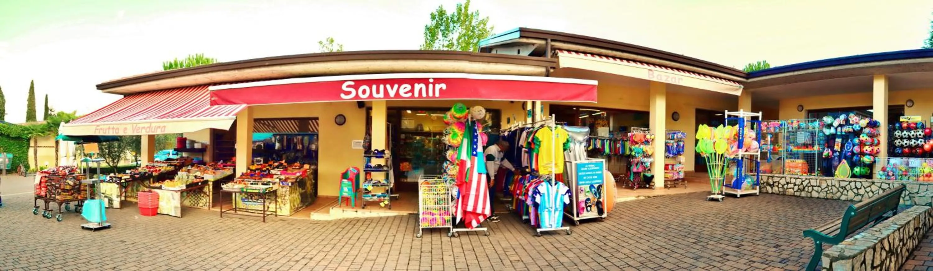 Supermarket/grocery shop in Camping Bella Italia