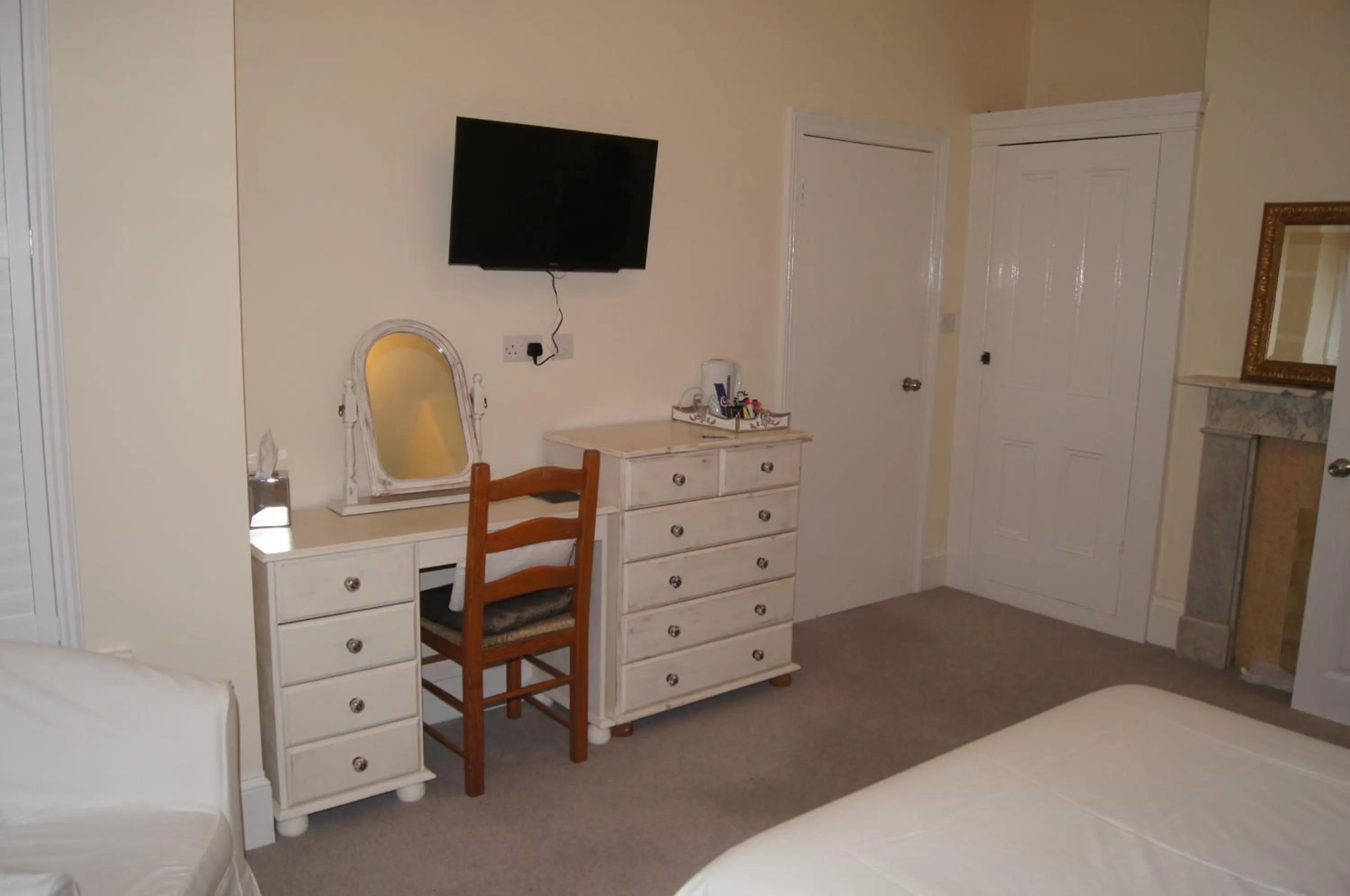 TV and multimedia, Bed in Hotel 50