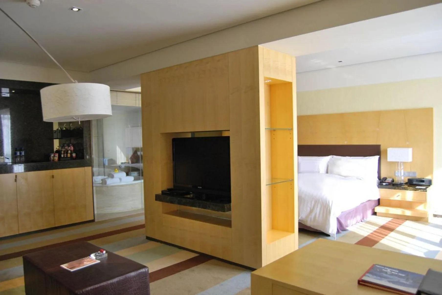 Bedroom, Bed in Crowne Plaza Tianjin Binhai by IHG