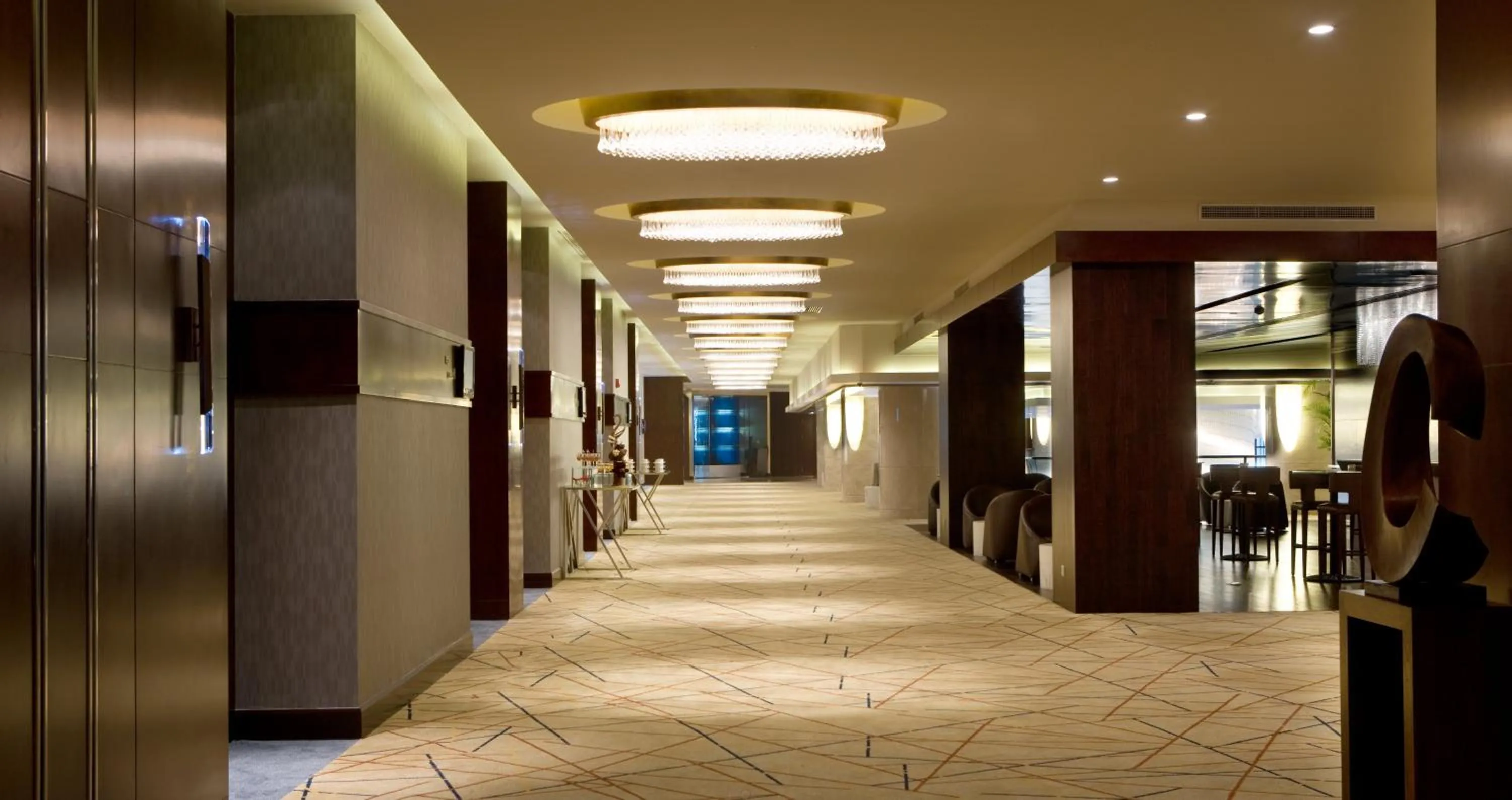 Meeting/conference room in Crowne Plaza Tianjin Binhai by IHG