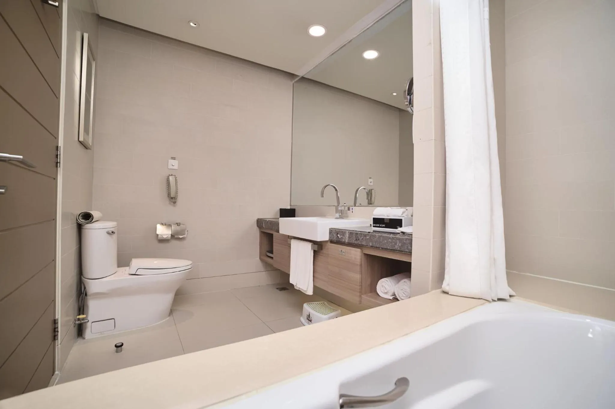 Bathroom in Holiday Inn Tianjin Riverside by IHG