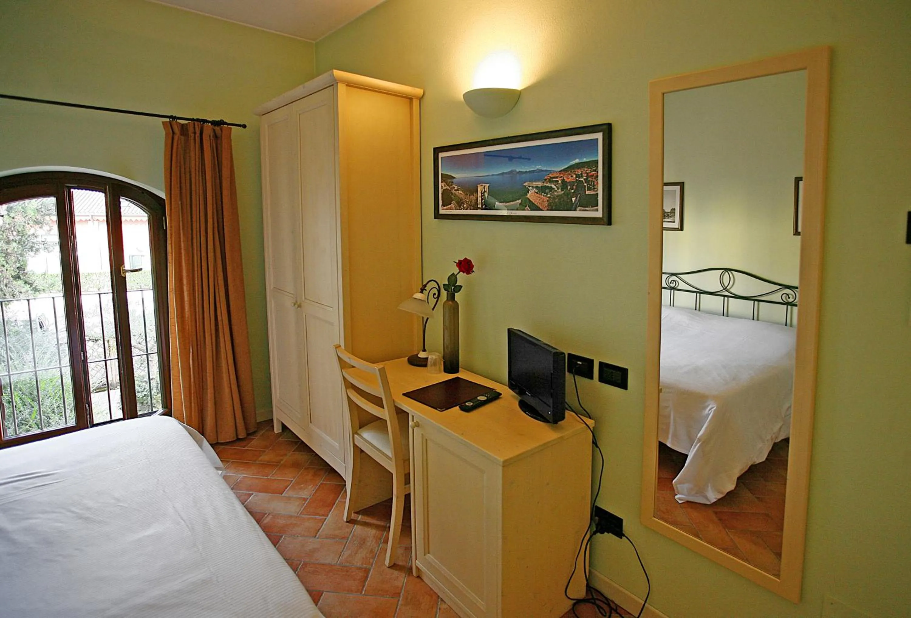 Bedroom, Bed in Hotel Antichi Cortili