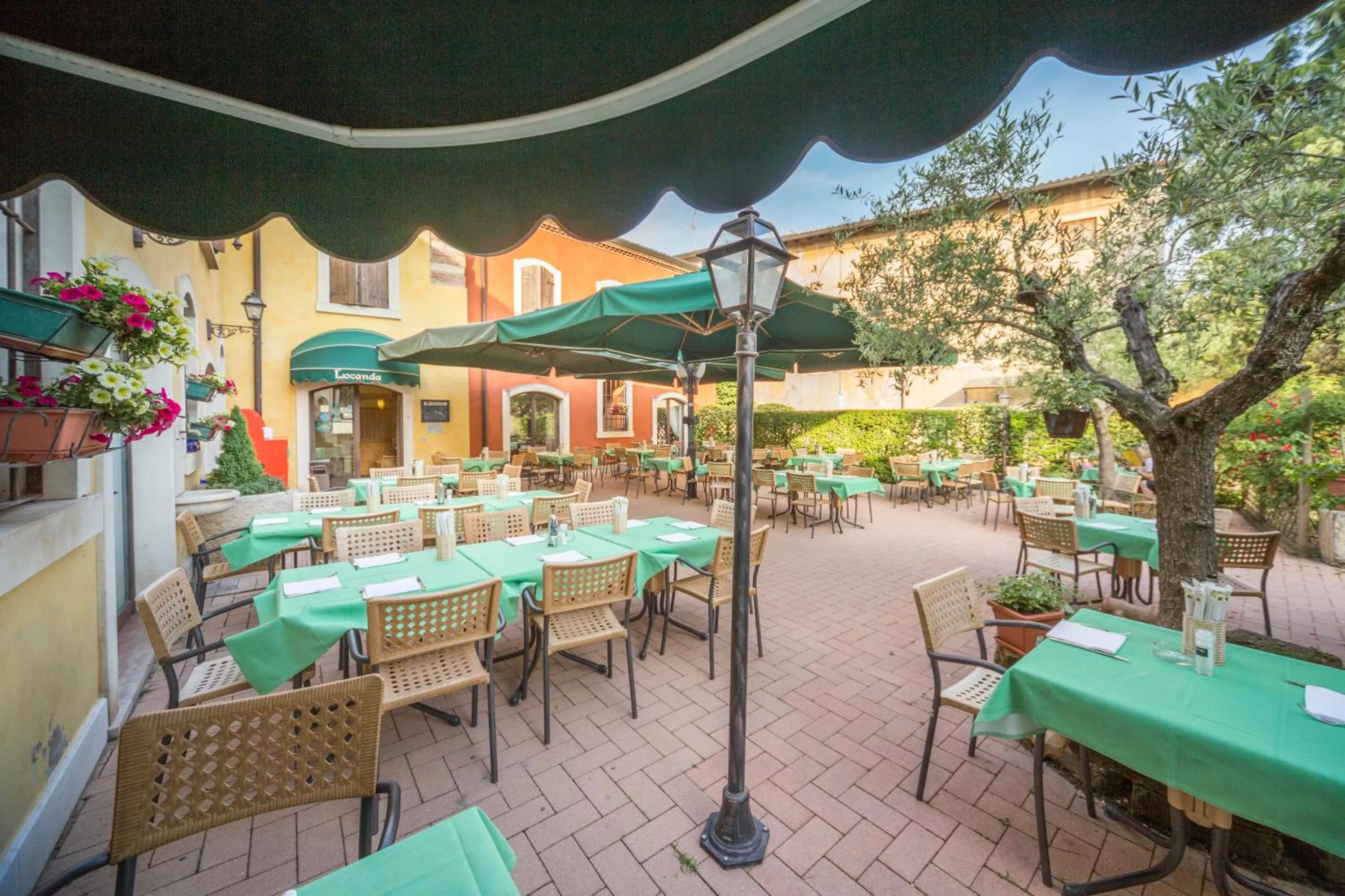 Facade/entrance in Hotel Antichi Cortili