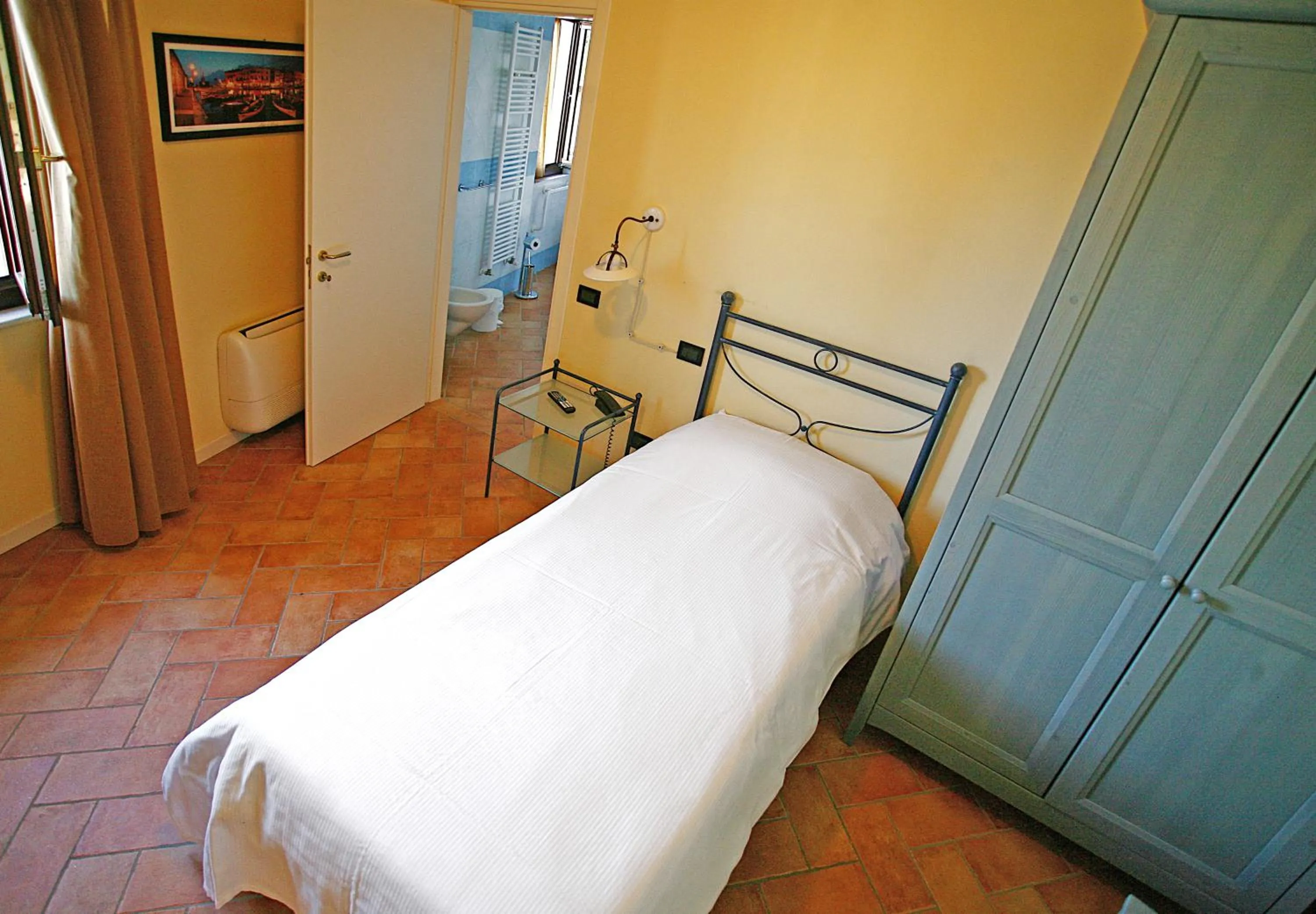 Bedroom, Bed in Hotel Antichi Cortili