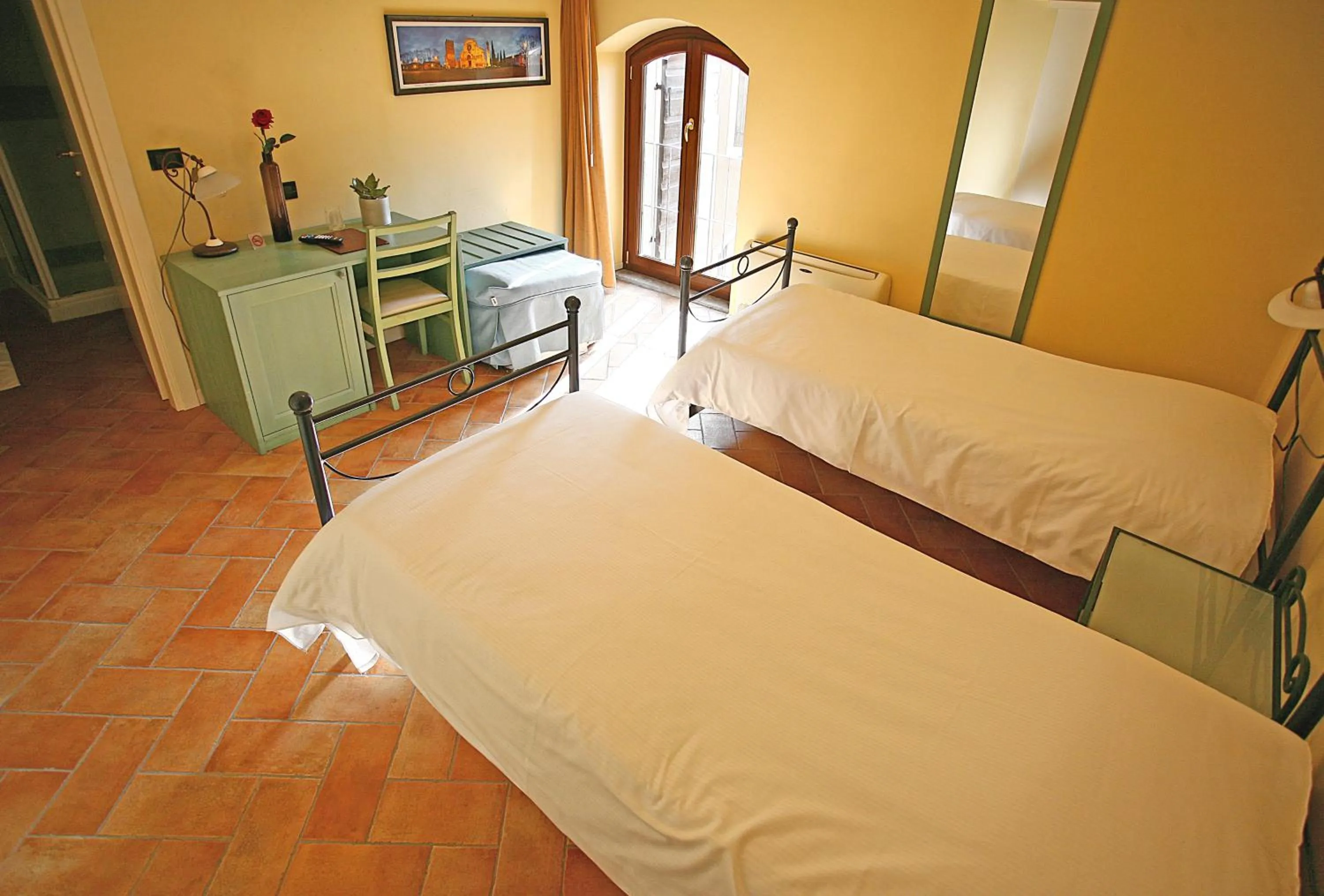 Bedroom, Bed in Hotel Antichi Cortili