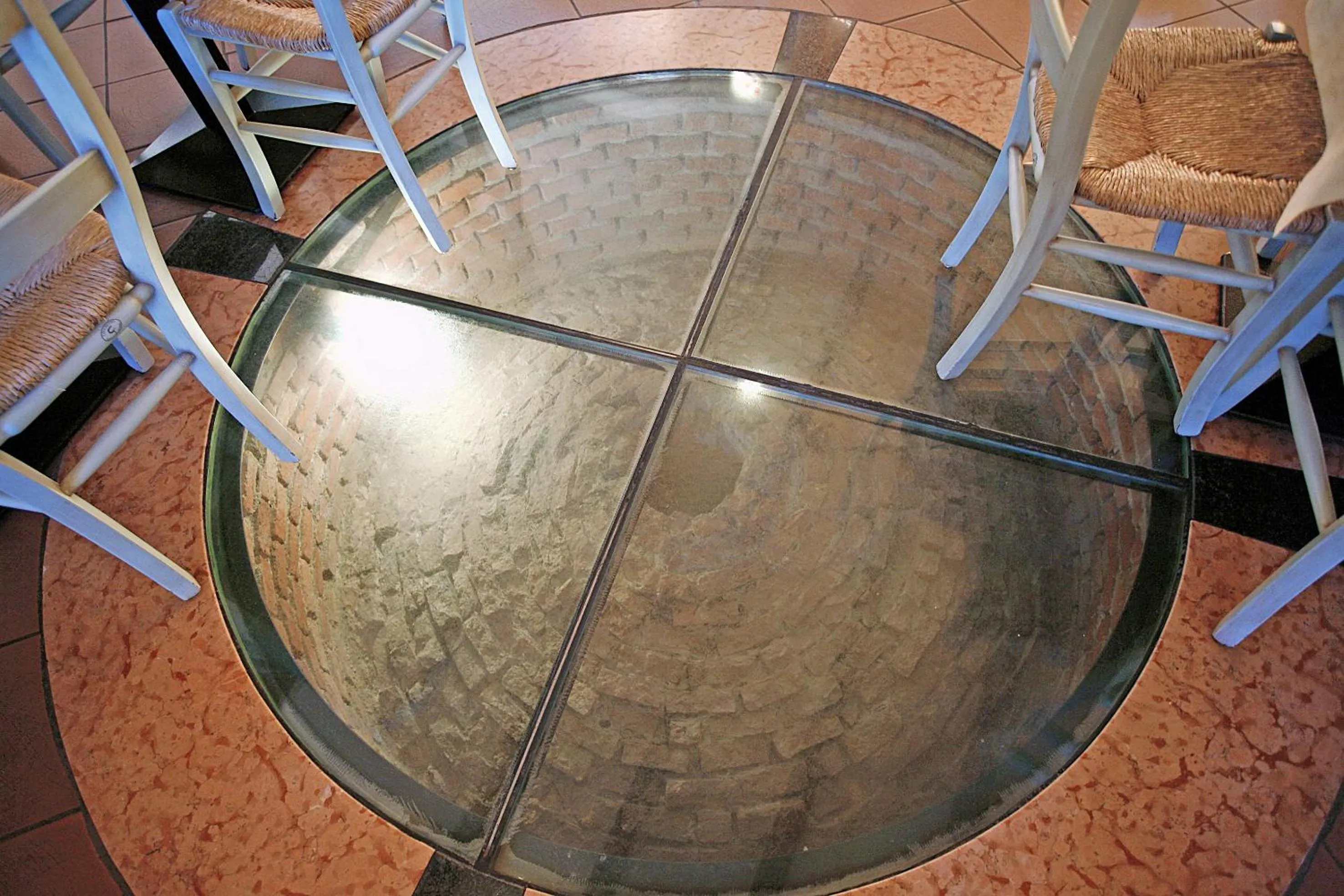 Restaurant/places to eat in Hotel Antichi Cortili