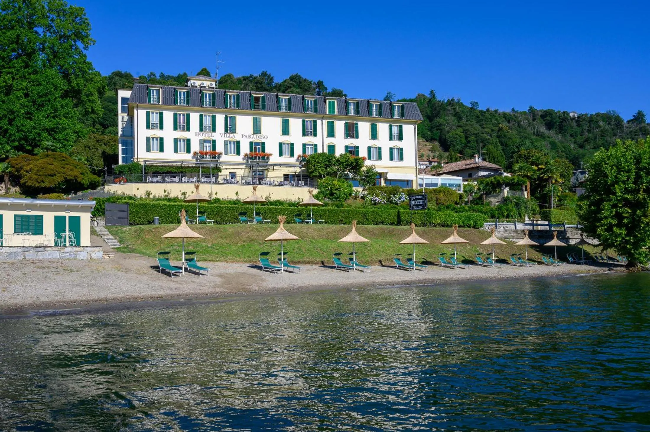 Property building in Hotel Villa Paradiso