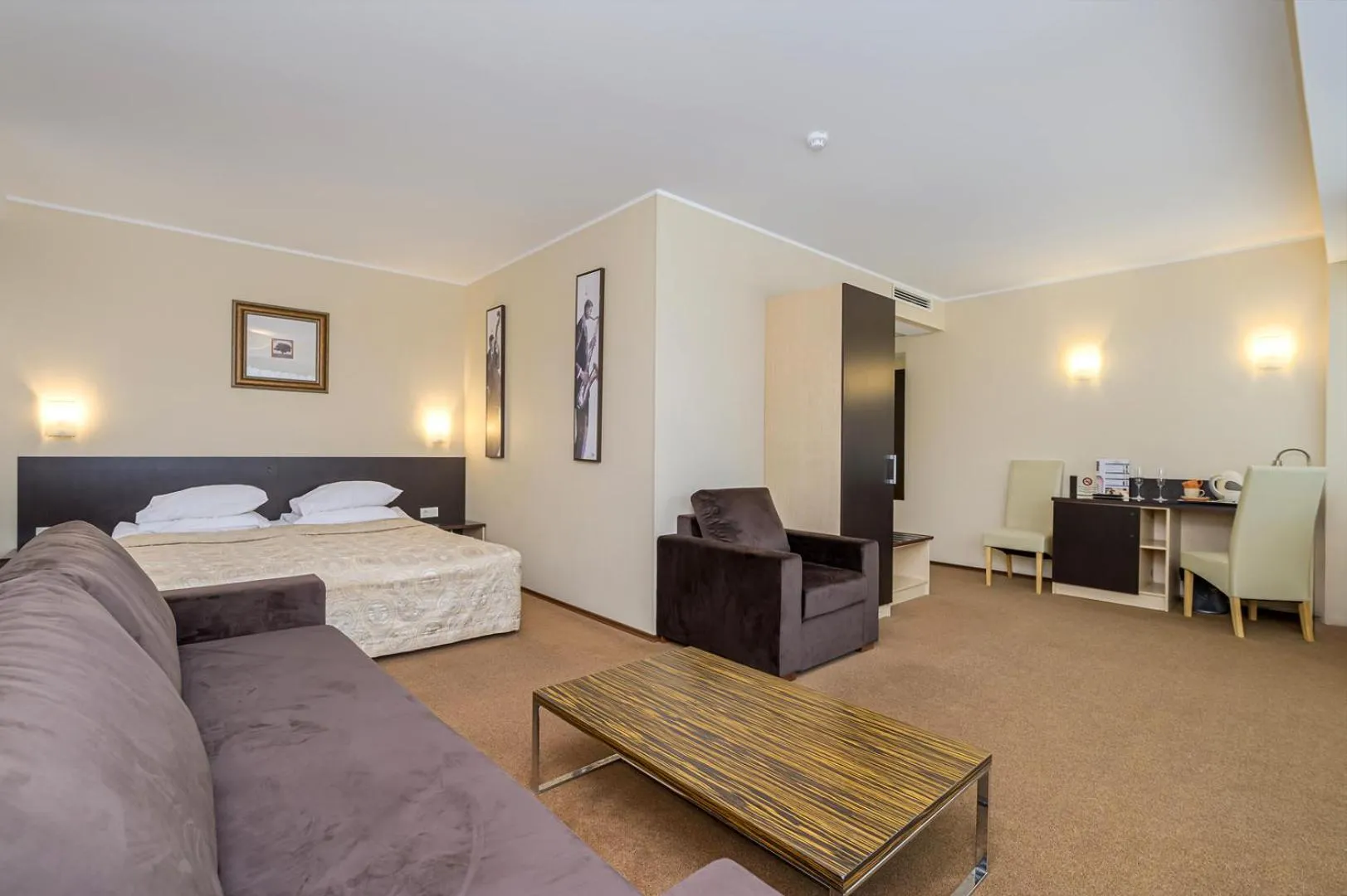 Bed in Hotel Rocca al Mare