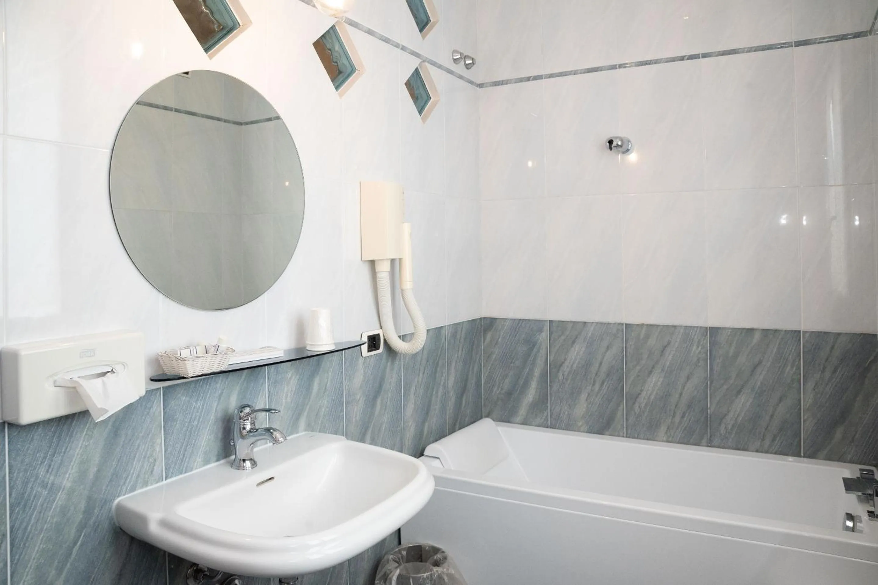 Toilet in SIRIOHotel