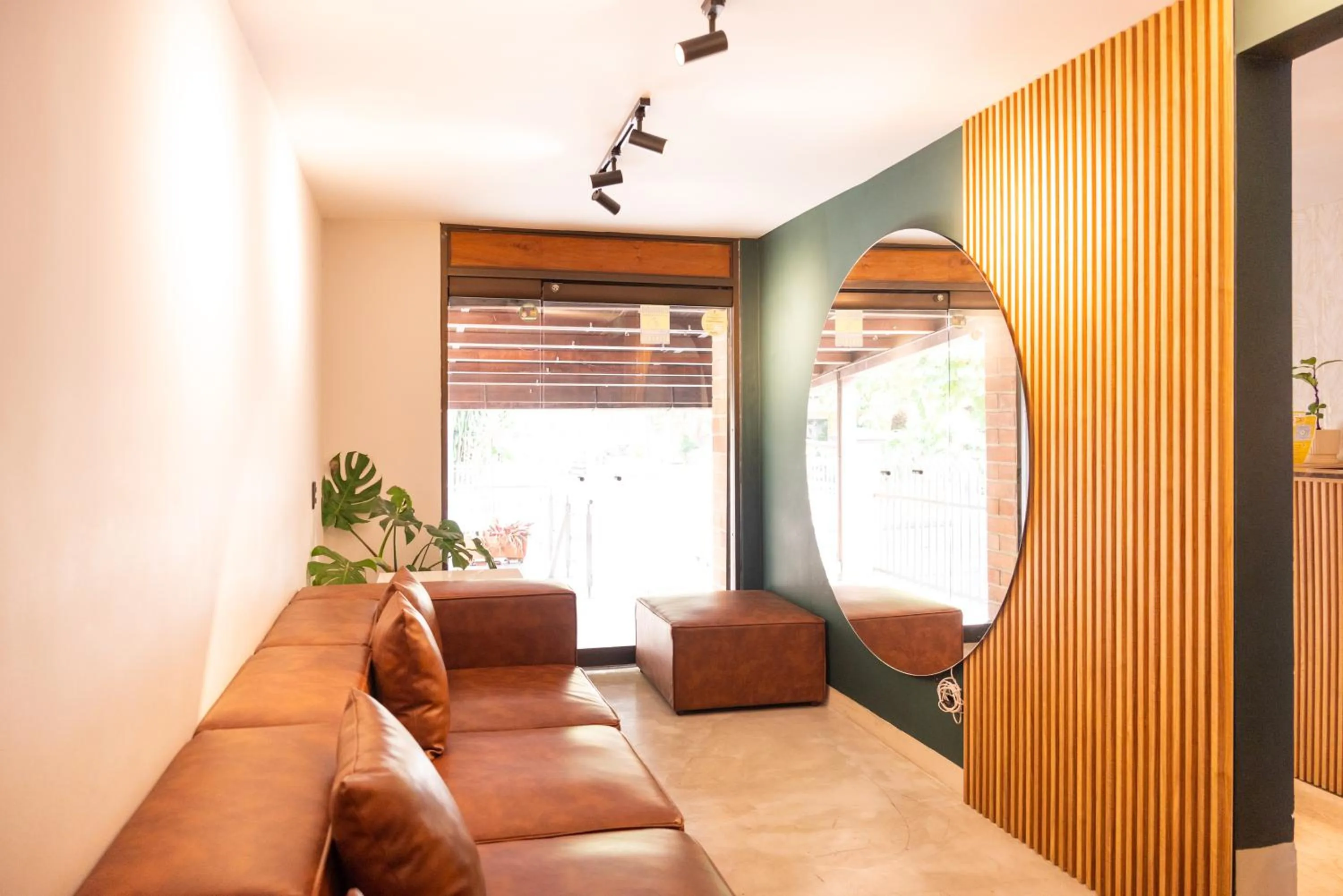 Living room in Hotel Santa Ana Medellin