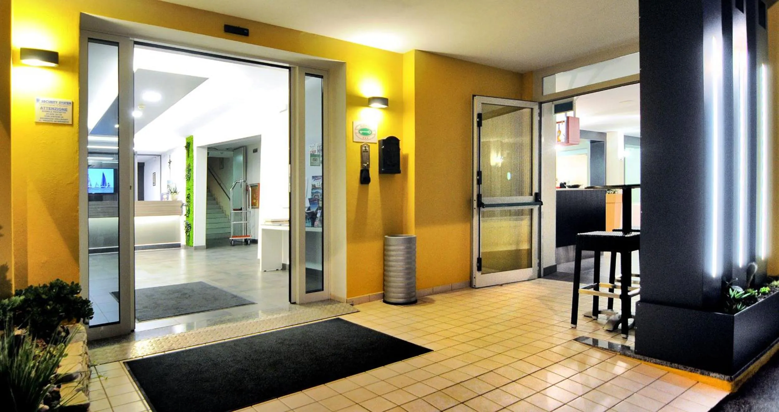 Property building in Hotel Nederland