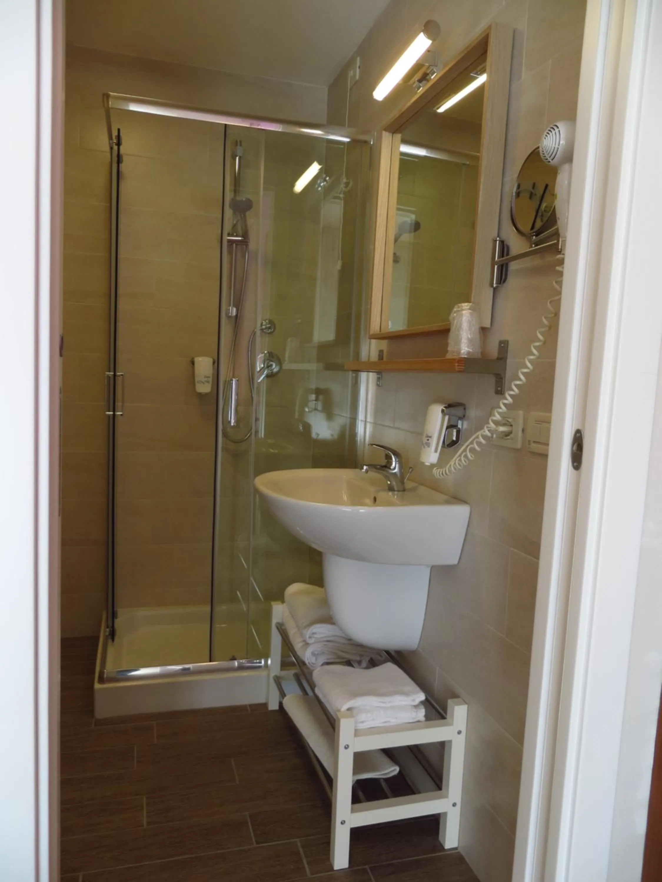 Bathroom in Hotel Nederland