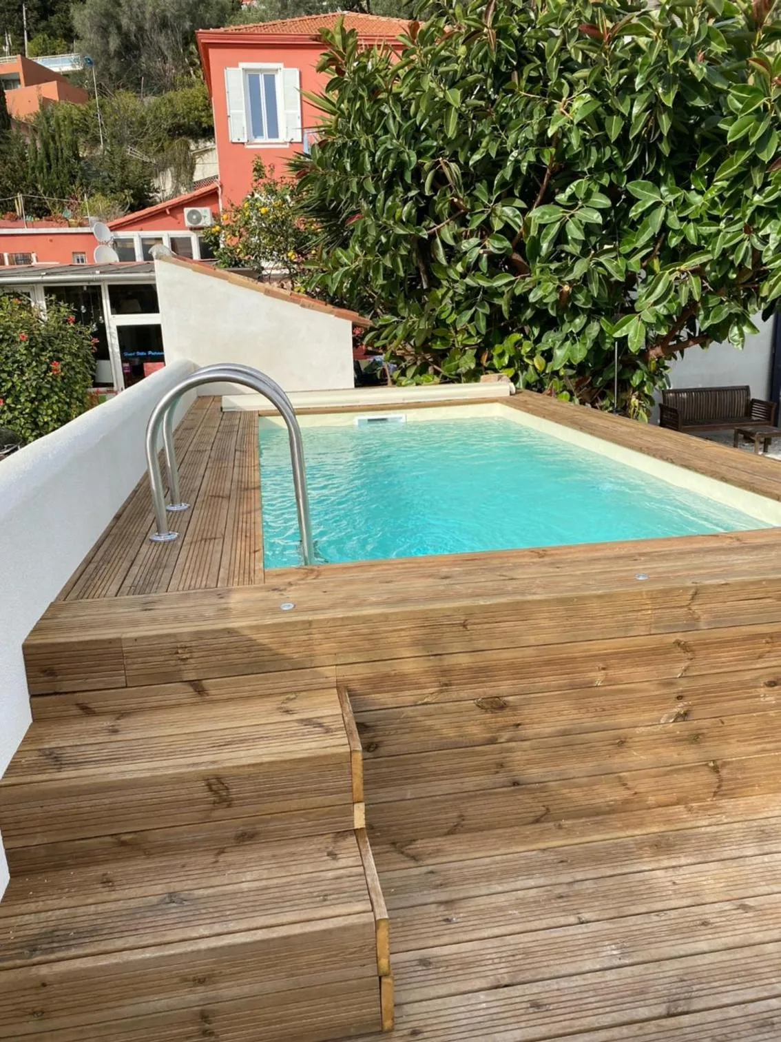 Swimming pool in Hôtel La Villa Patricia - Charme et Tradition