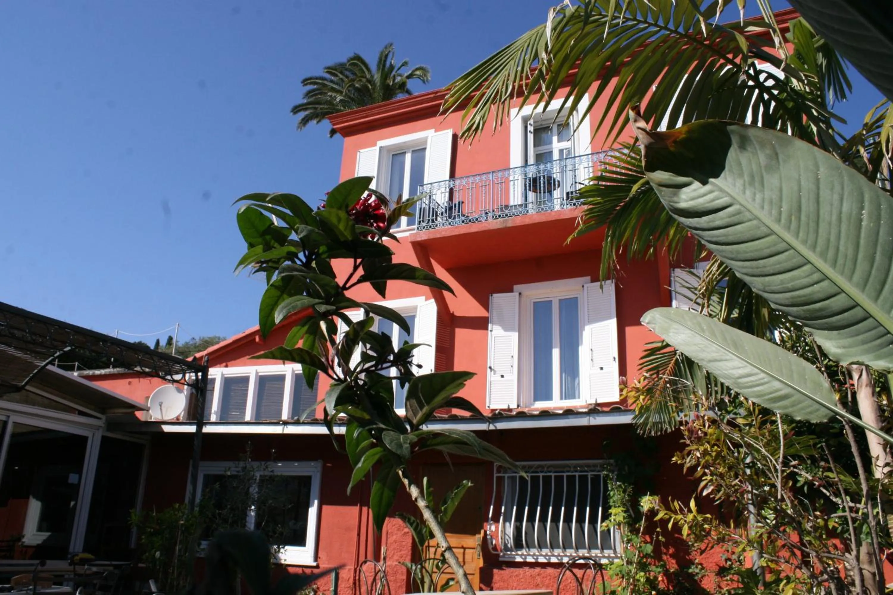 Facade/entrance in Hôtel La Villa Patricia - Charme et Tradition