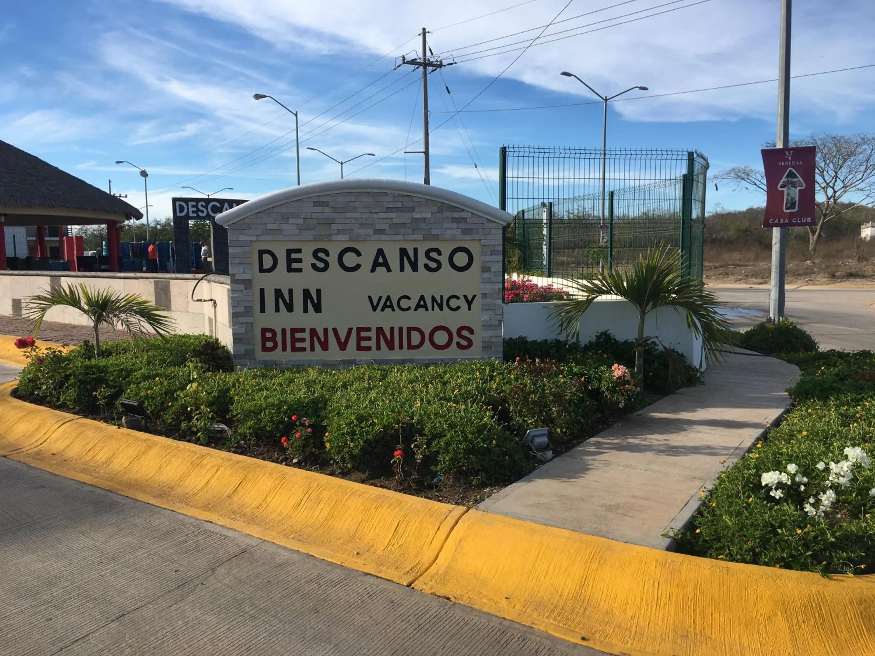 Property logo or sign in El Descanso Inn