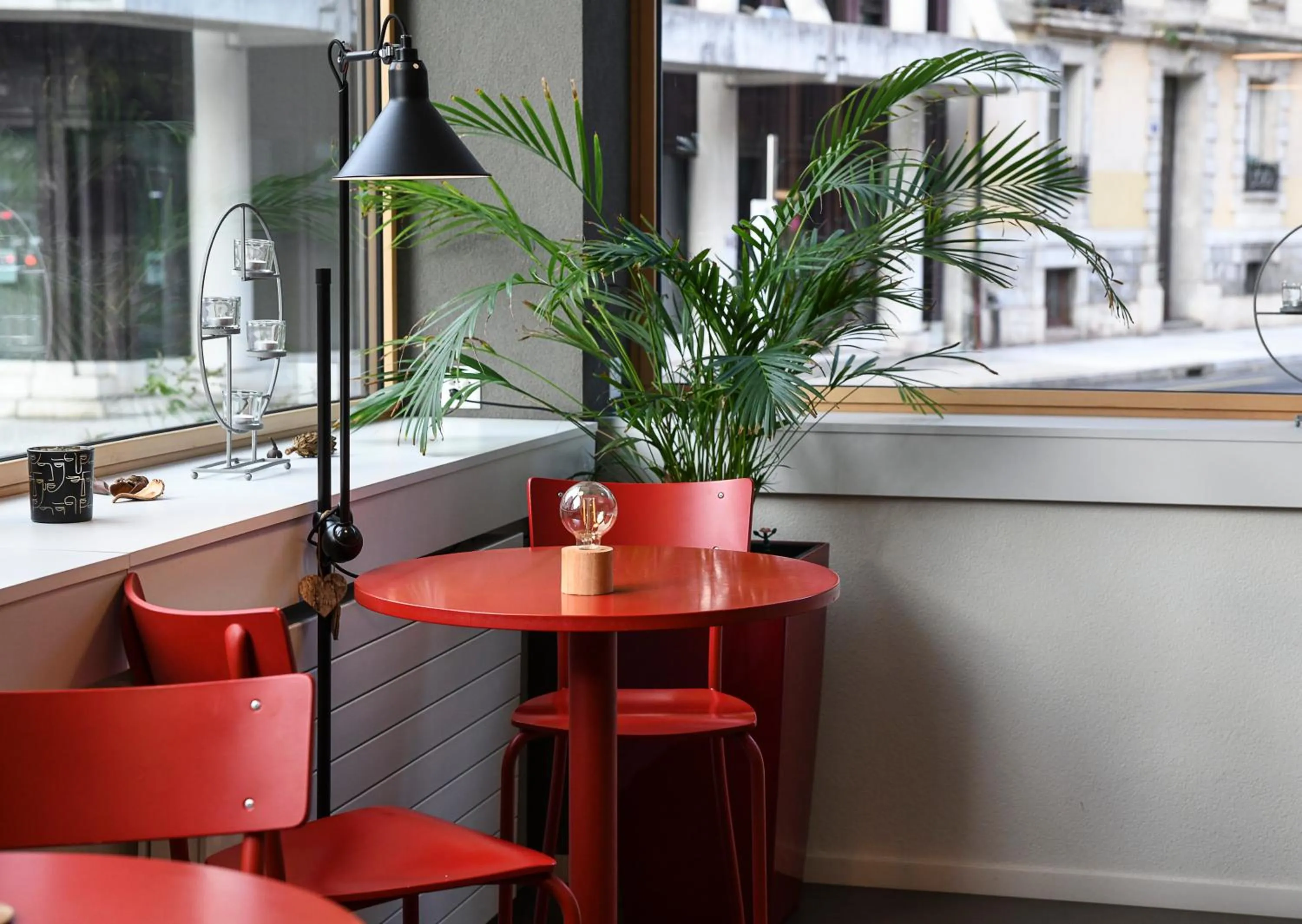 Restaurant/places to eat in Home Swiss Hotel