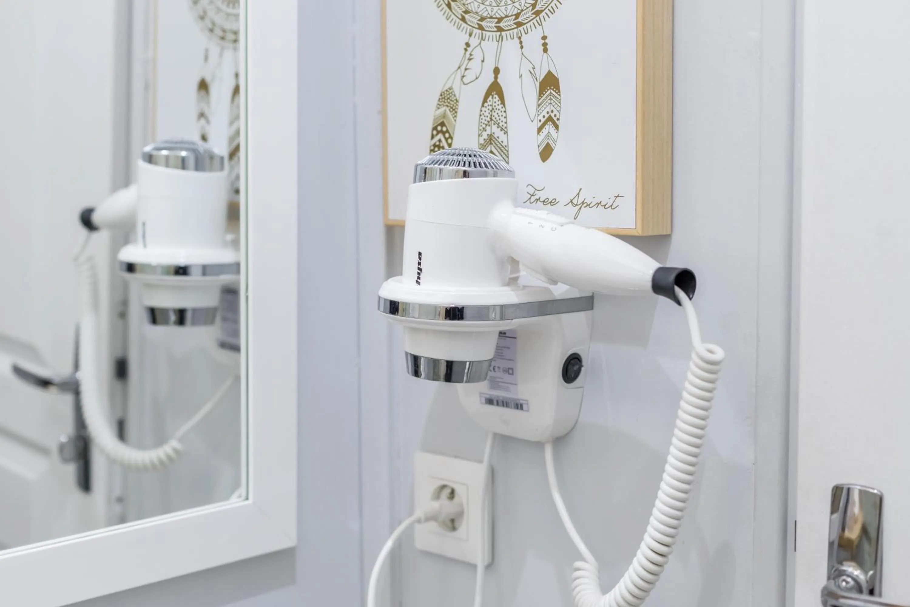 Bathroom in WS Louvre - Etienne Marcel