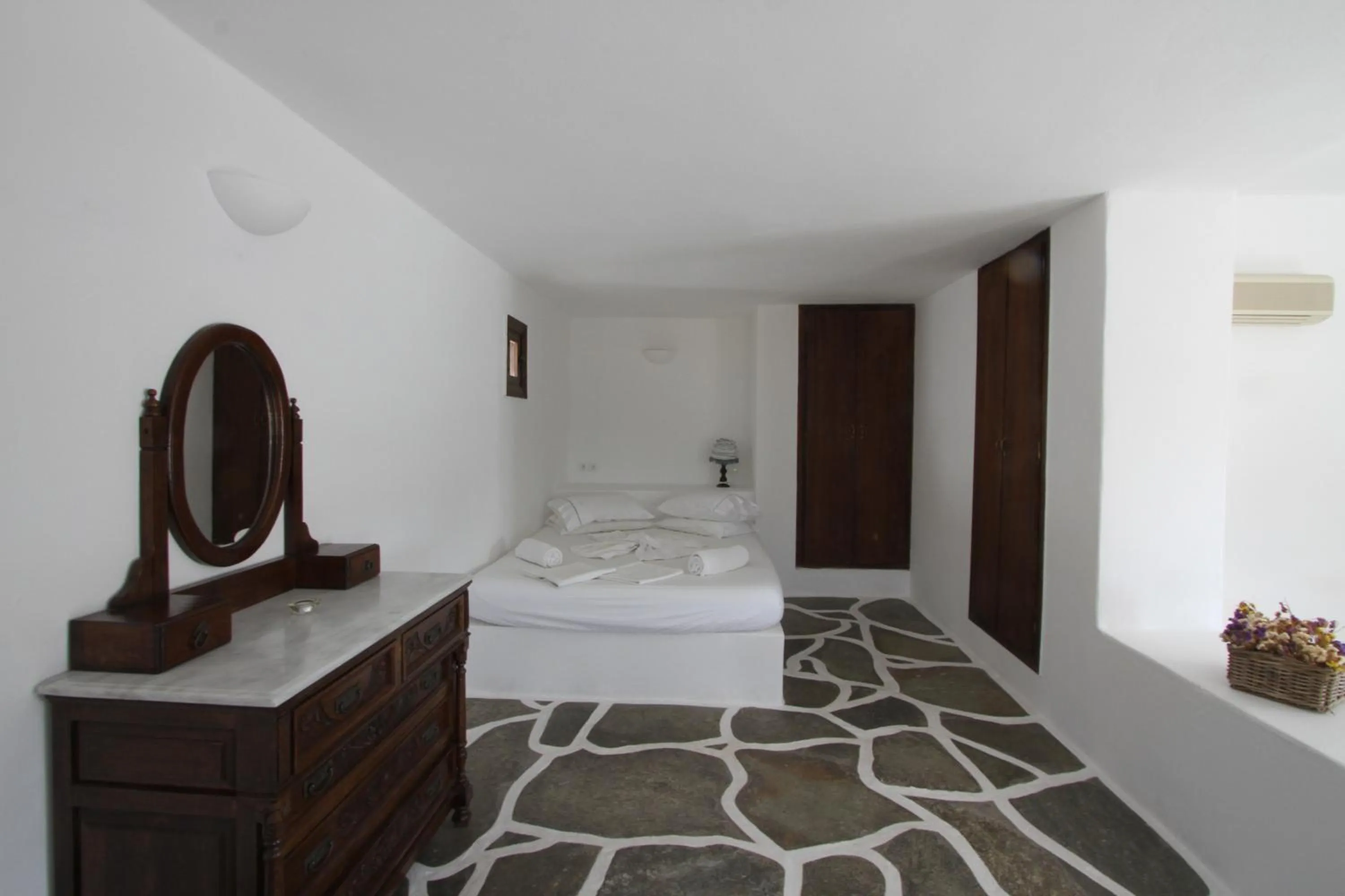 Decorative detail, Bed in Petra Holiday Village