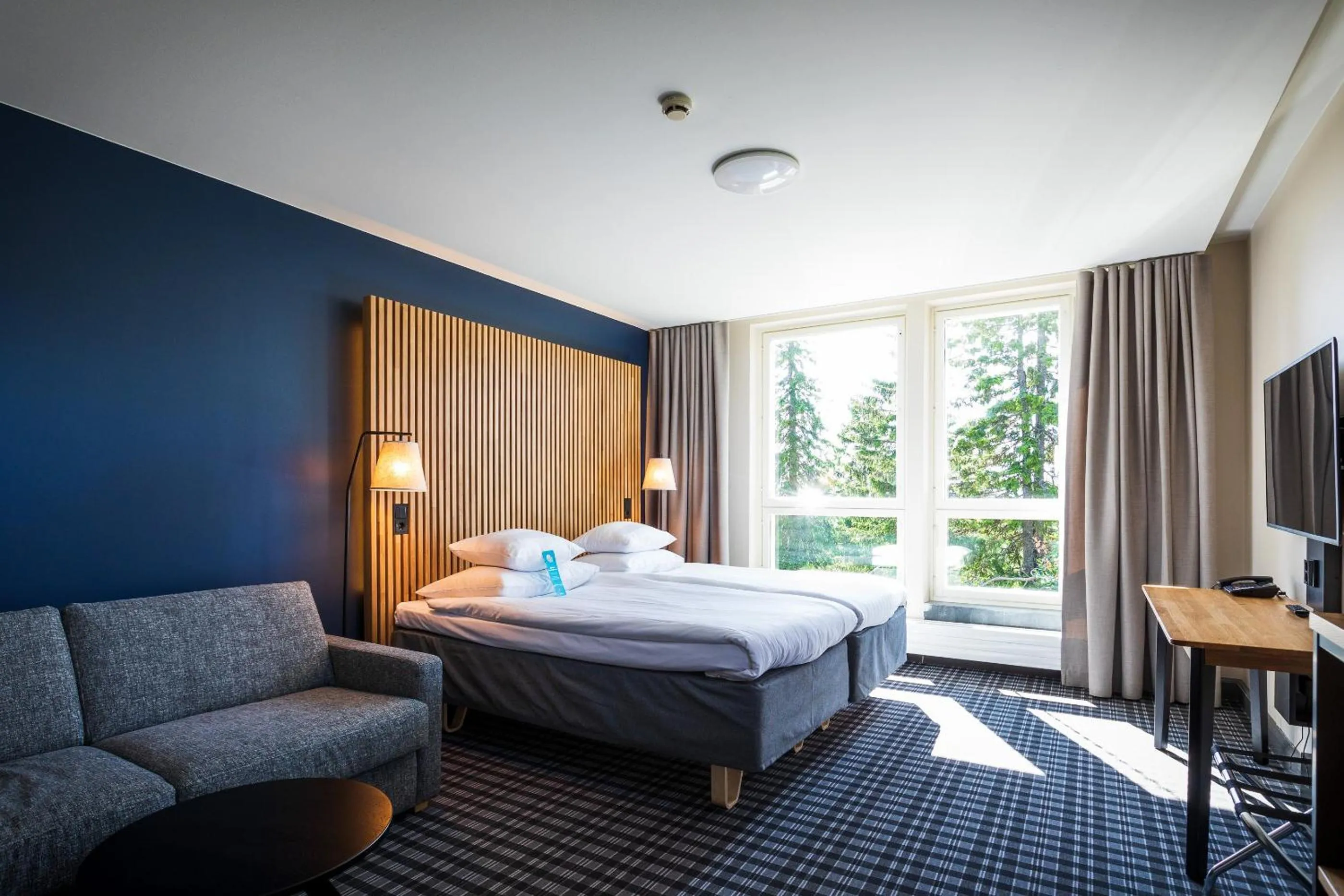 Photo of the whole room, Bed in Break Sokos Hotel Koli