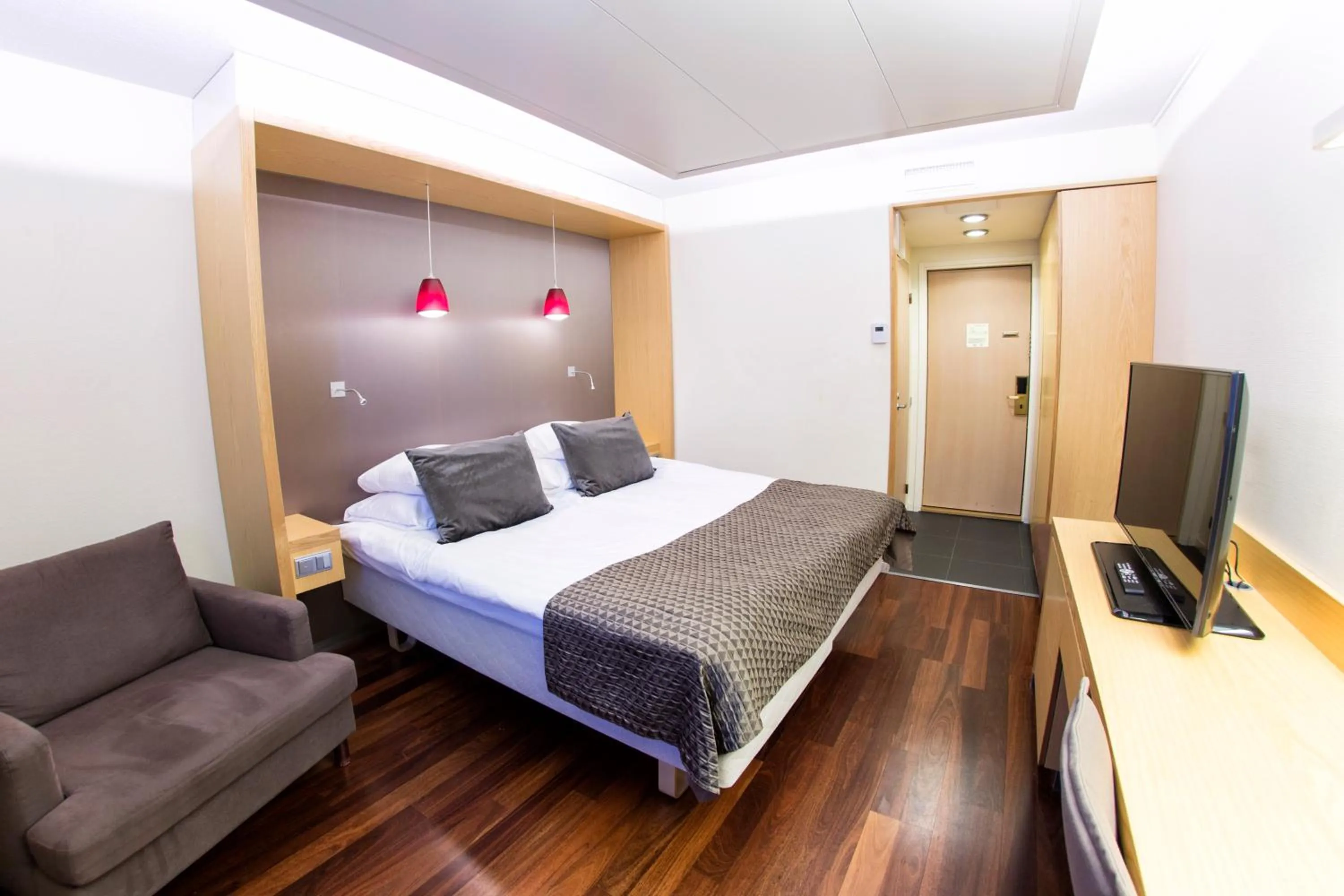 Bedroom, Bed in Original Sokos Hotel Alexandra Jyväskylä