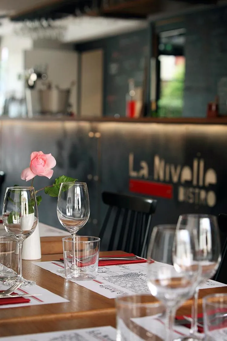 Lounge or bar in Logis Hotel de la Nivelle