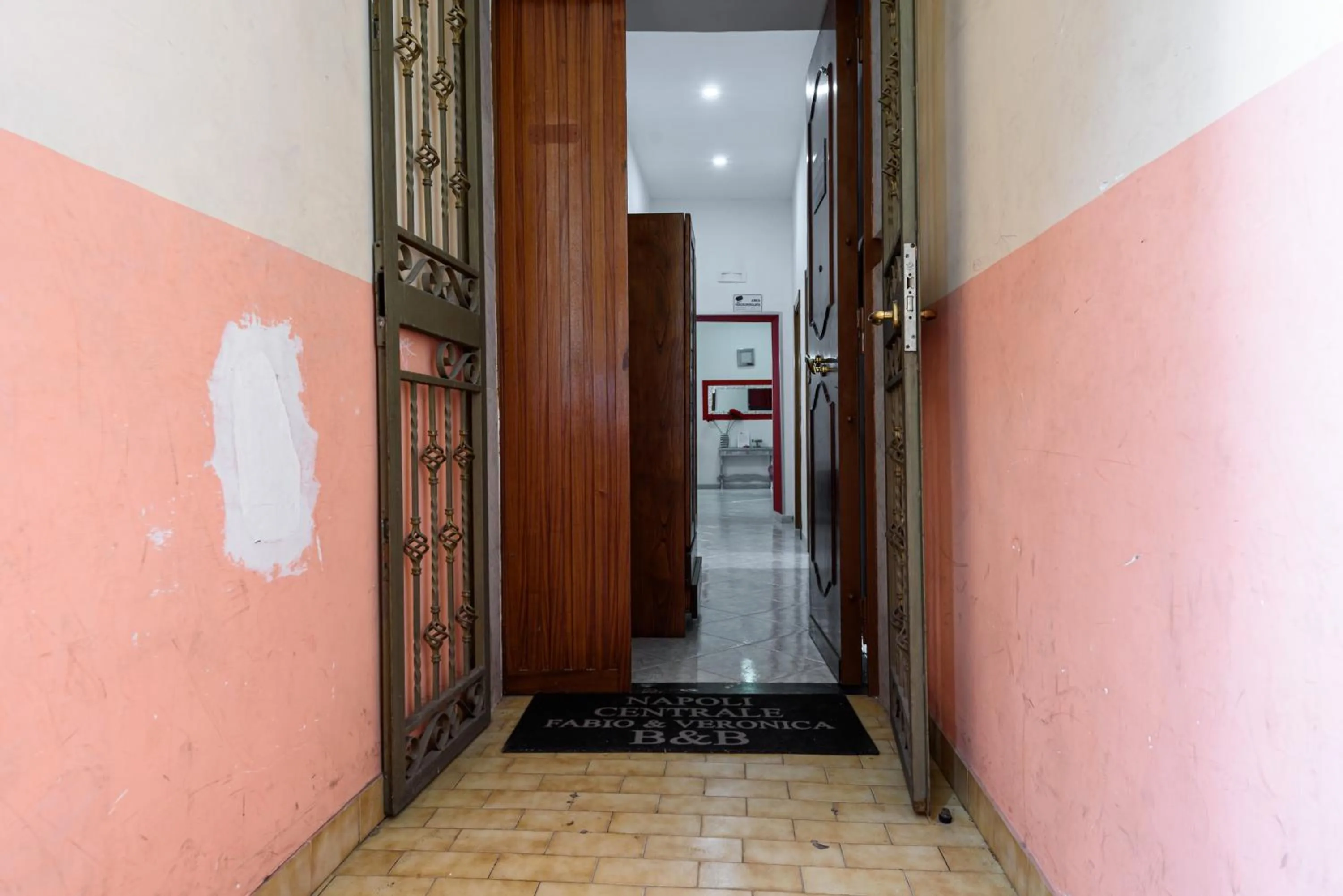 Napoli Centrale di Fabio e Veronica LT