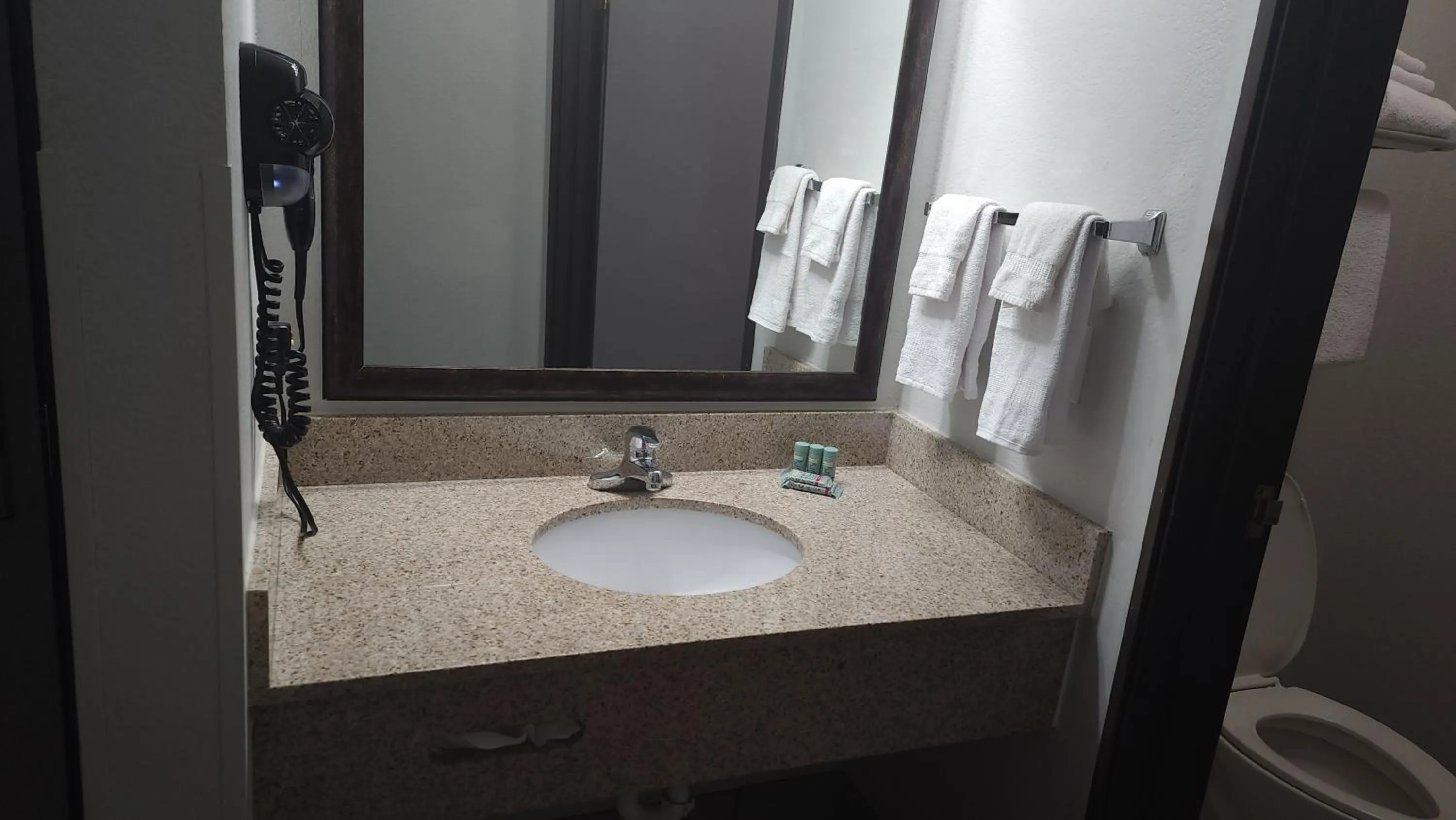 Bathroom in West Valley Inn