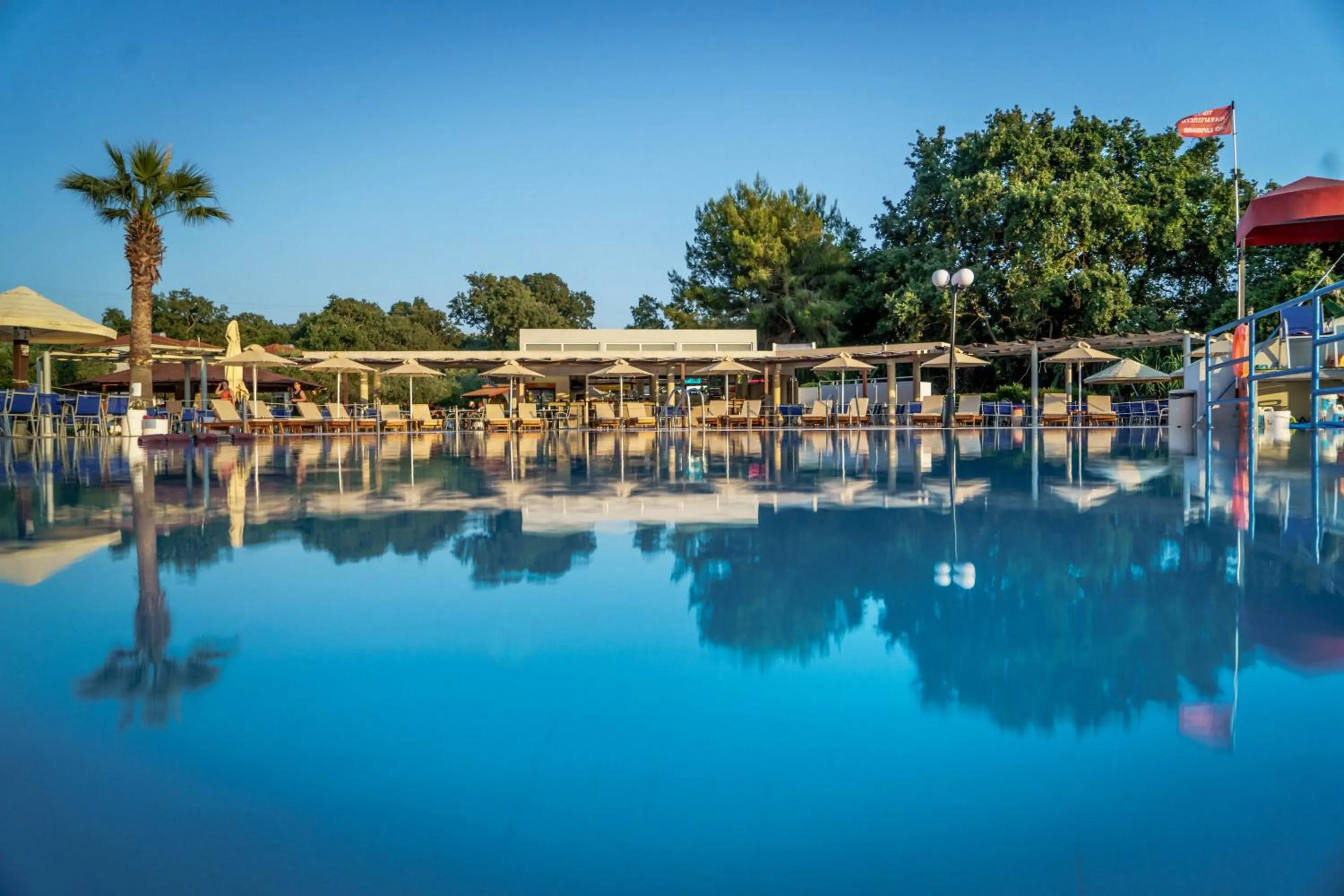 Swimming pool in Hotel Kanali