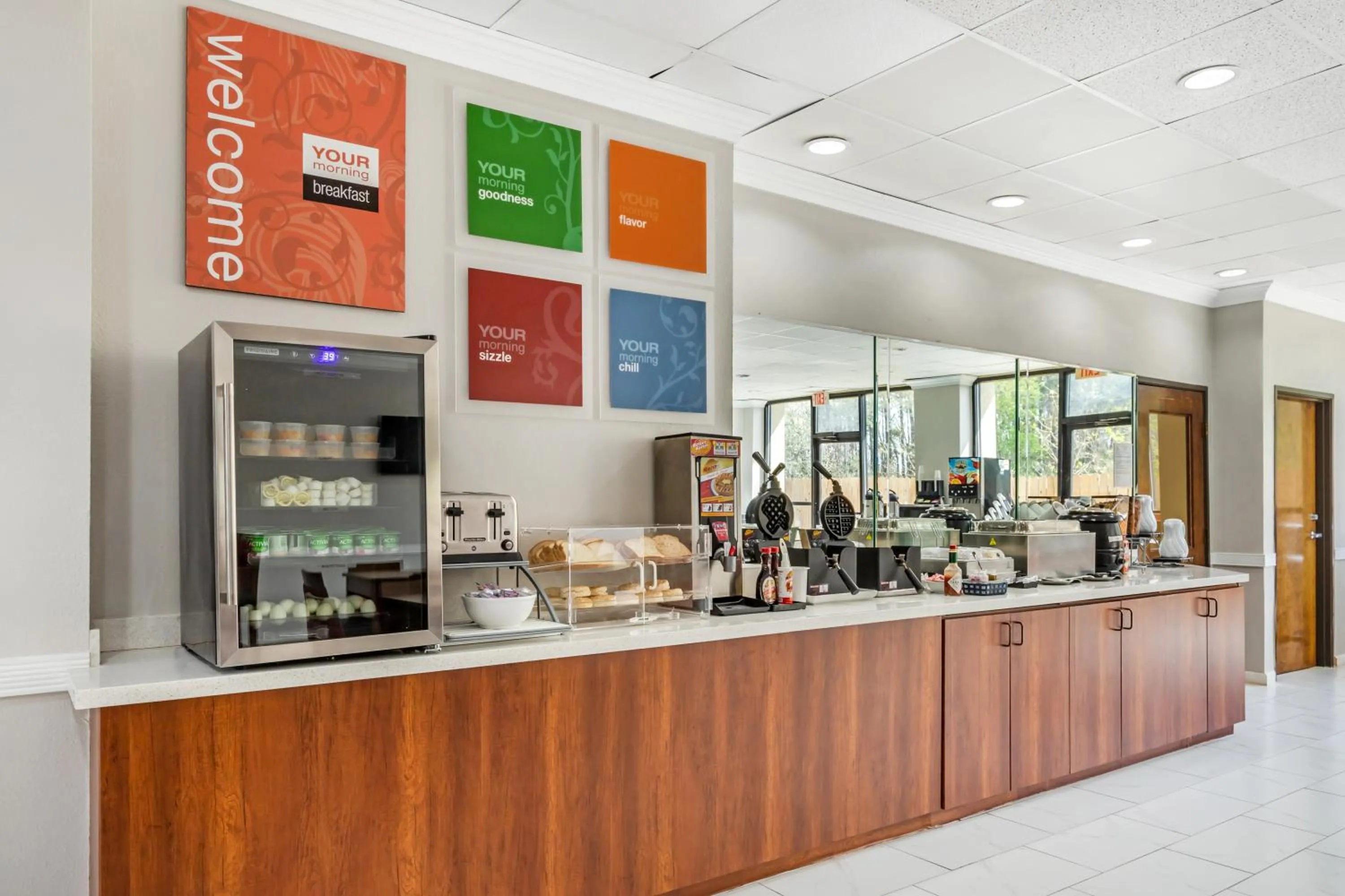 Breakfast in Comfort Suites Bush Intercontinental Airport