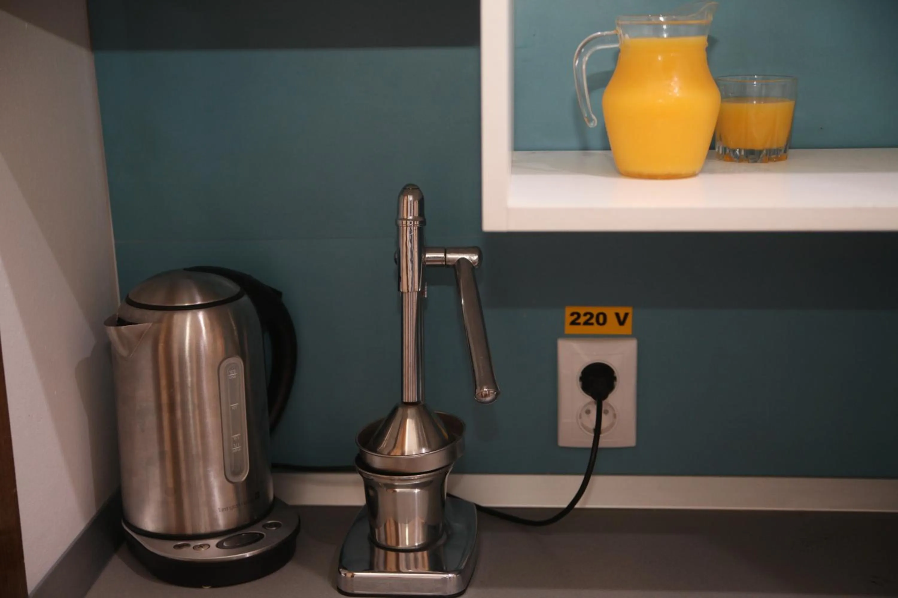 Communal kitchen in Retro Hostel