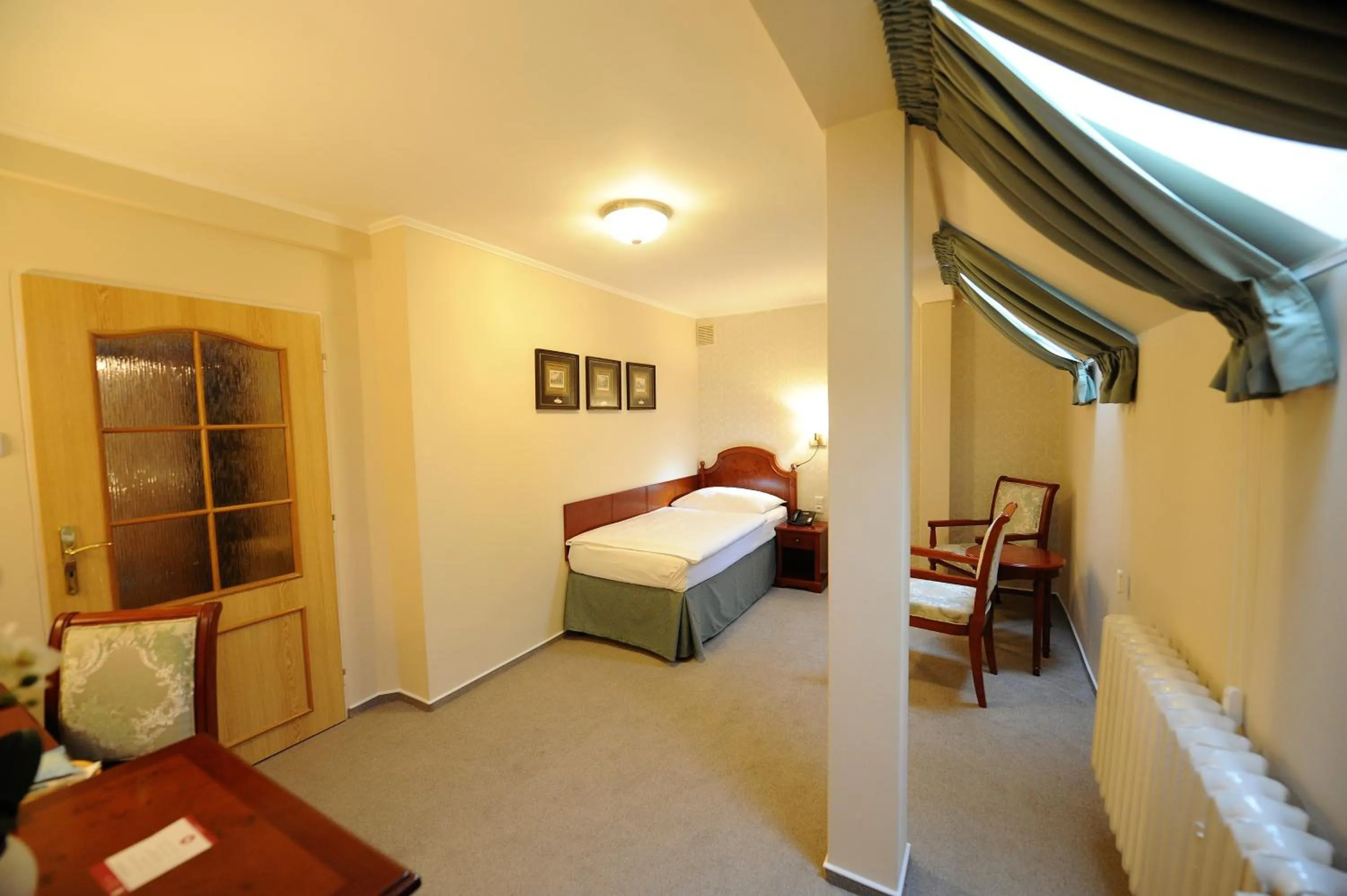 Bed in Hotel Prince de Ligne