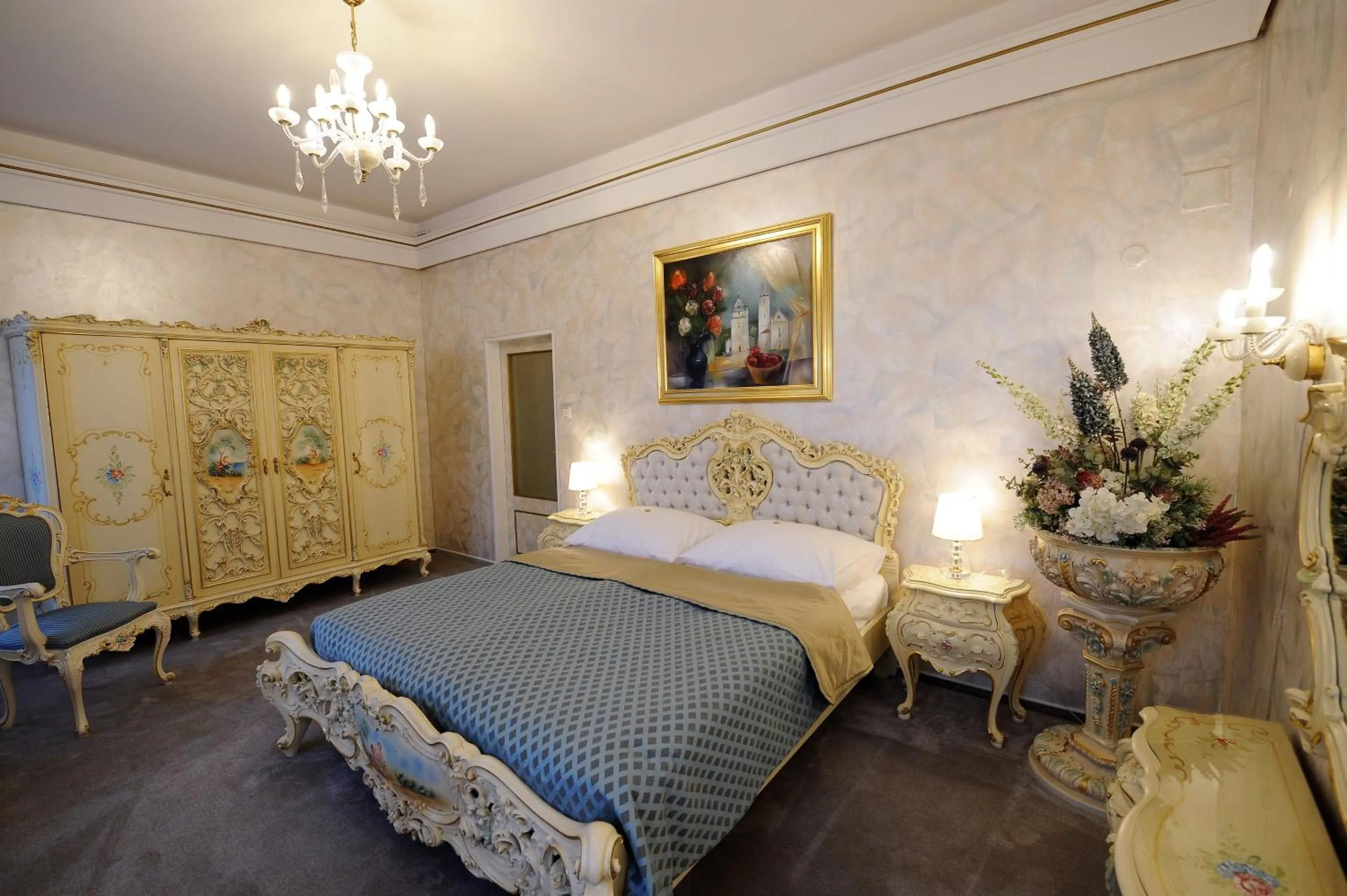 Bed in Hotel Prince de Ligne