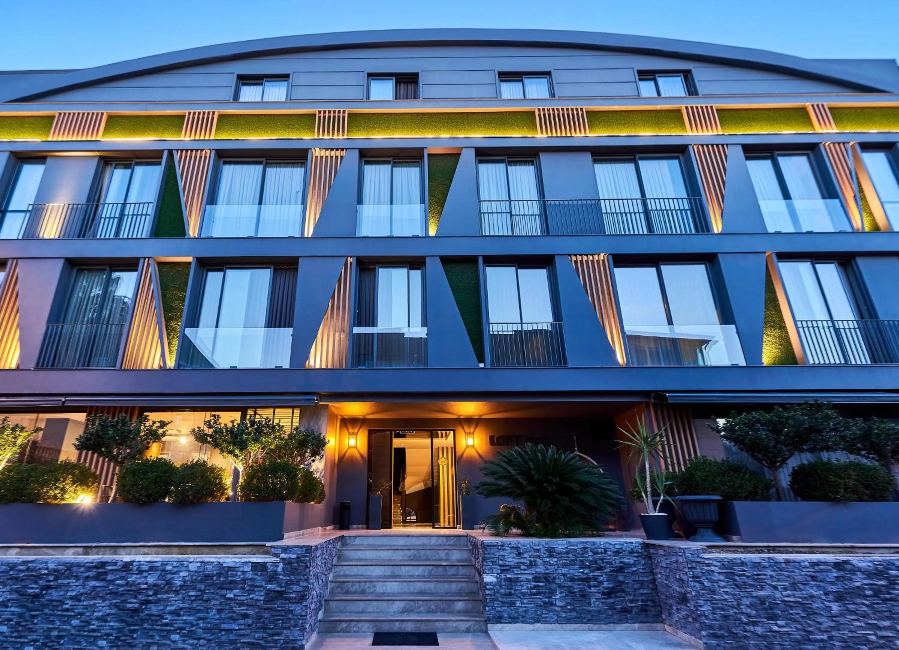 Property building in Loft 1502