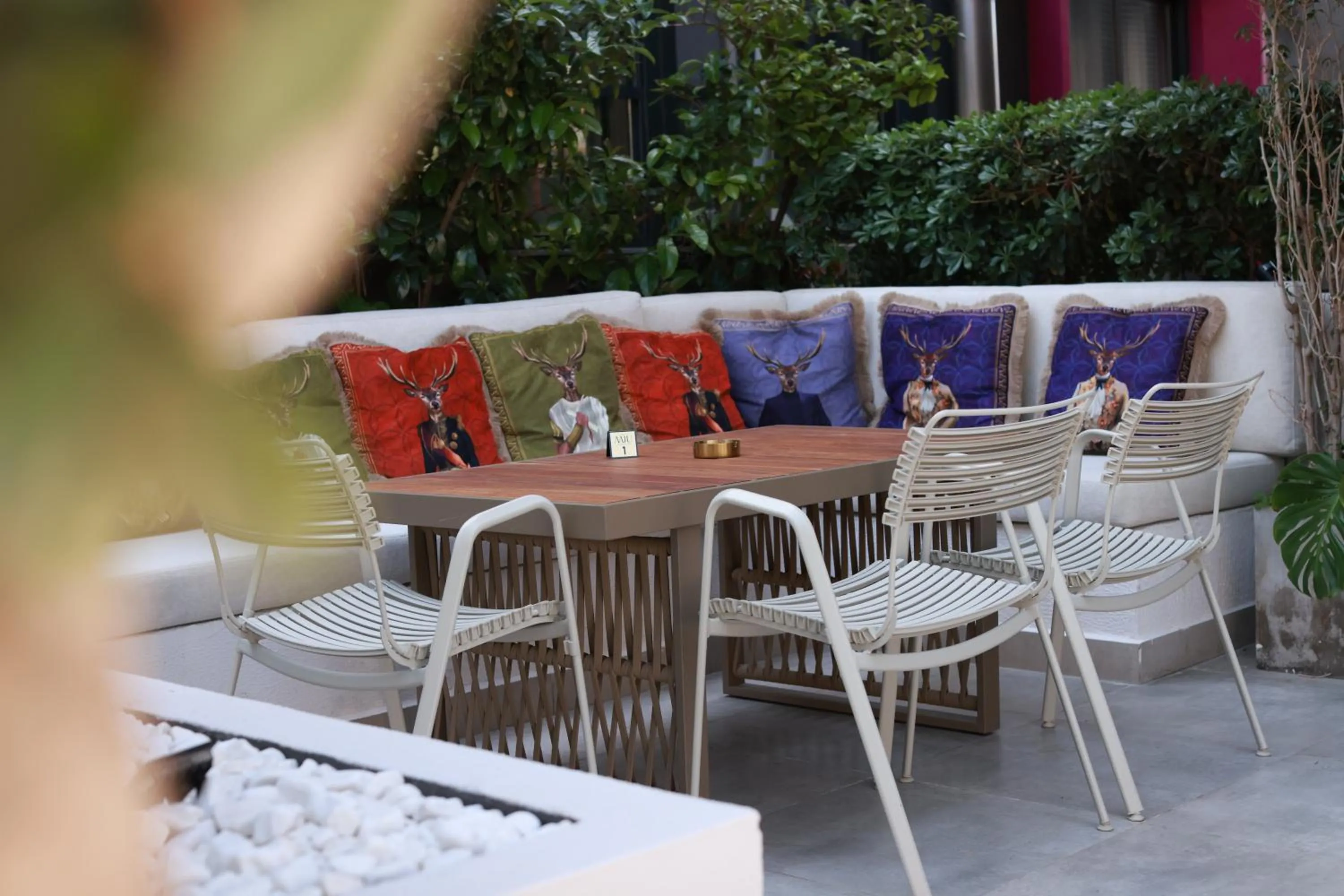 Restaurant/places to eat in Loft 1502